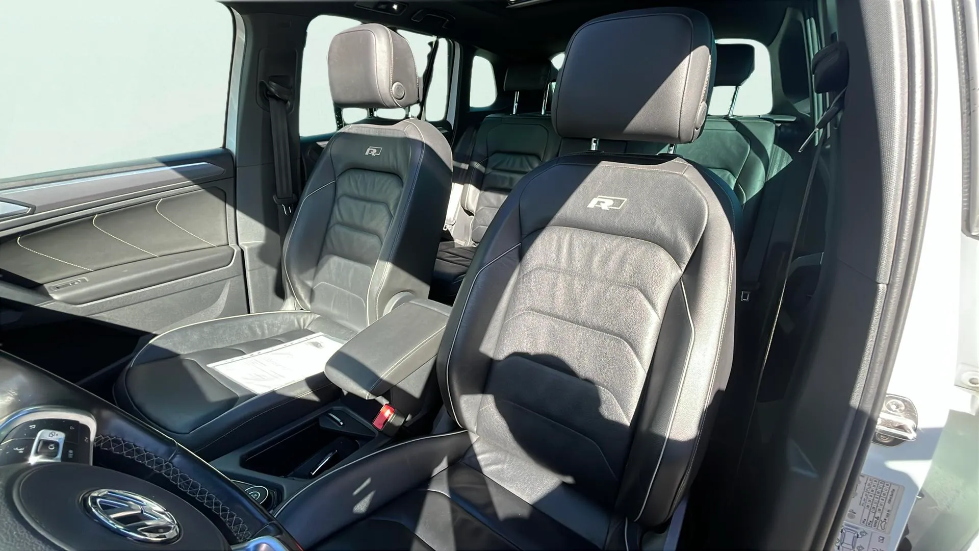 Volkswagen Tiguan Sport 2.0 TDI 4Motion DSG - foto 9
