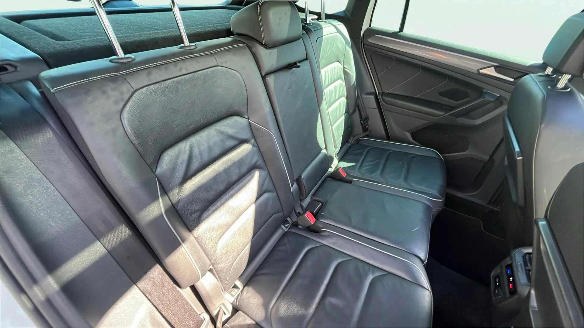 Volkswagen Tiguan Sport 2.0 TDI 4Motion DSG - foto 14