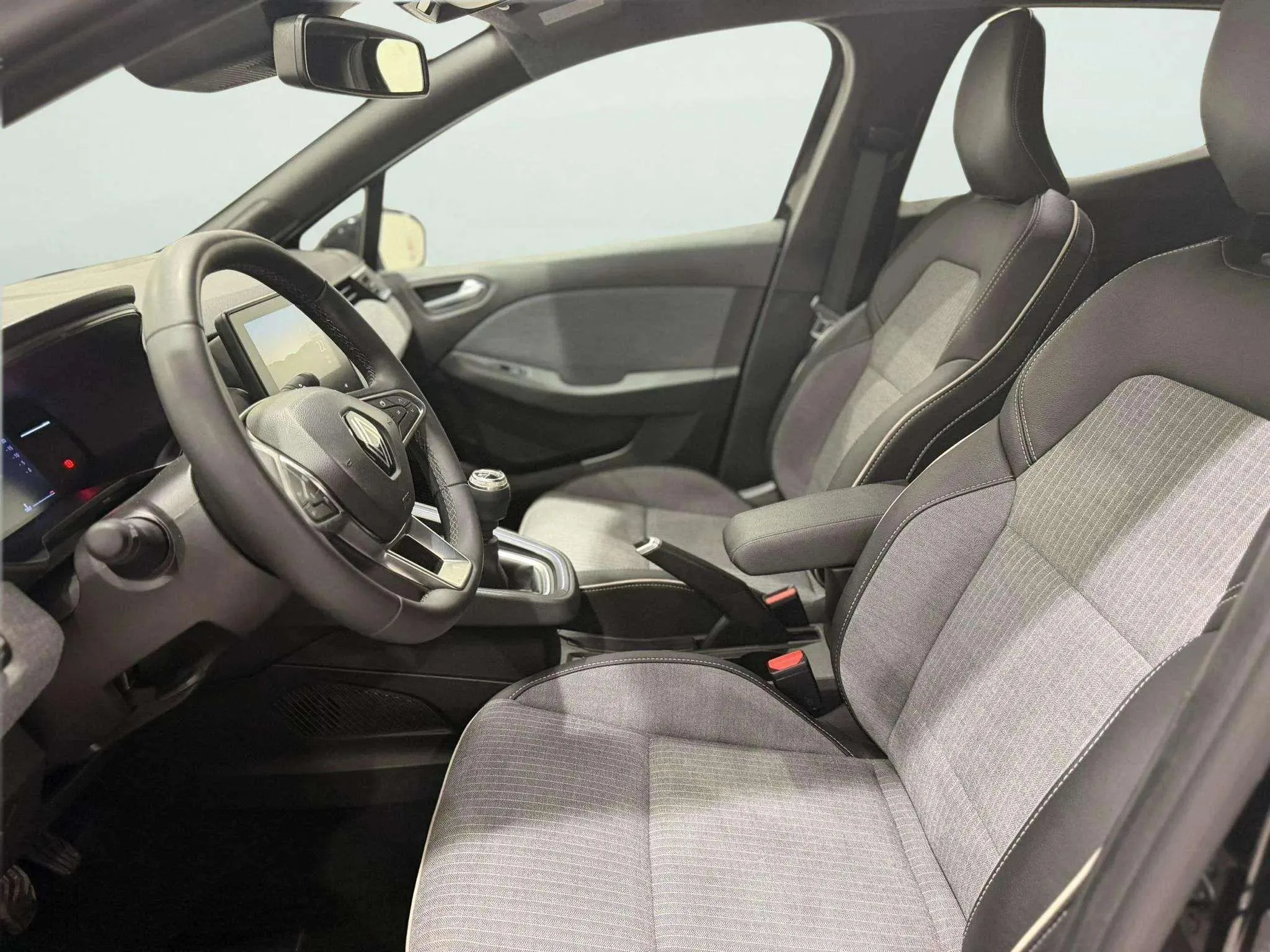 Renault Clio Techno TCe - foto 13