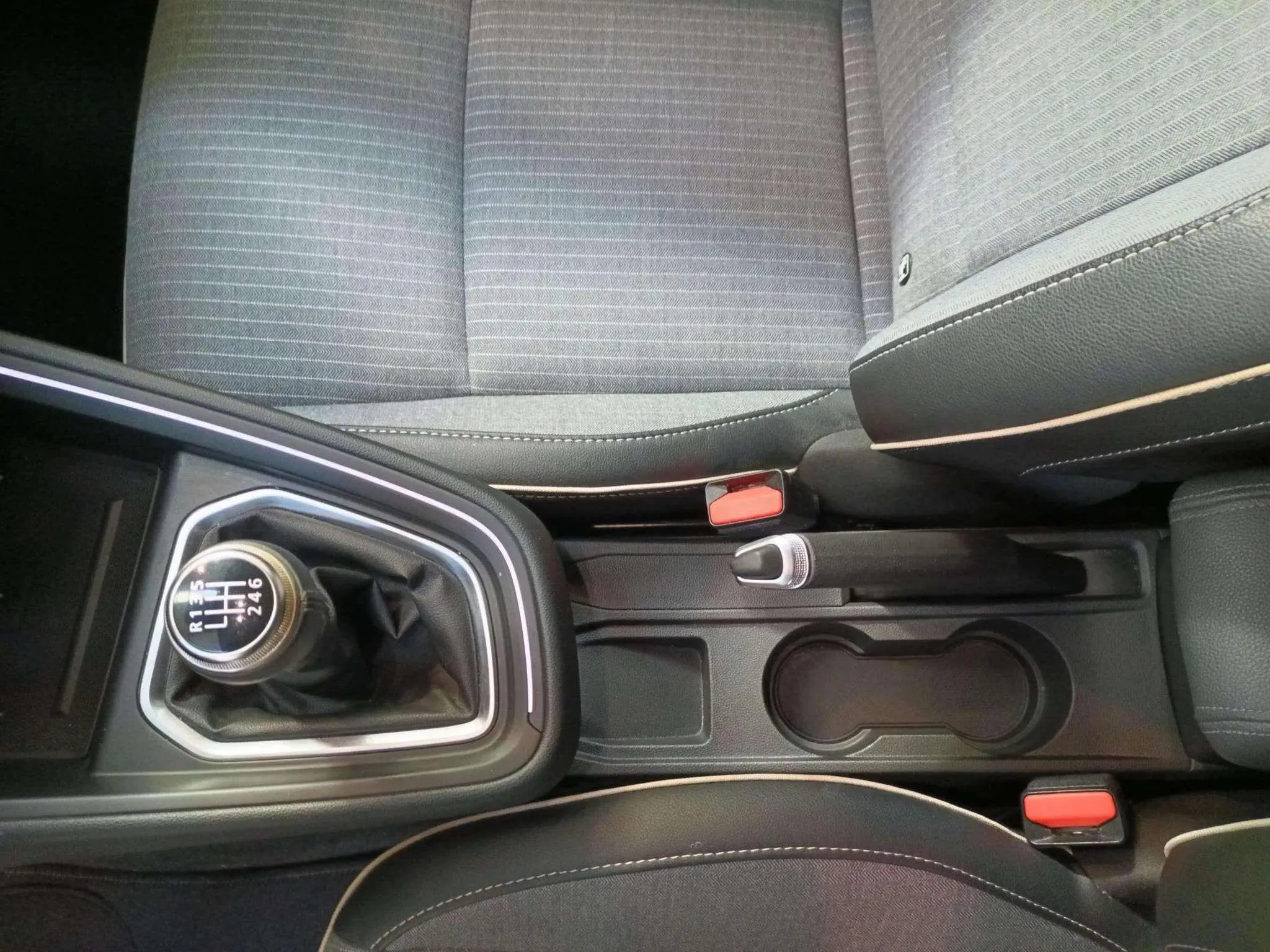 Renault Clio Techno TCe - foto 10