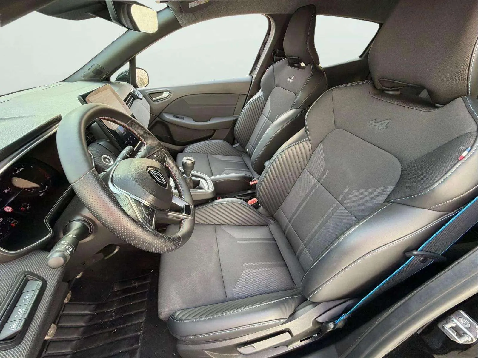 Renault Clio esprit Alpine TCe 90 - foto 14