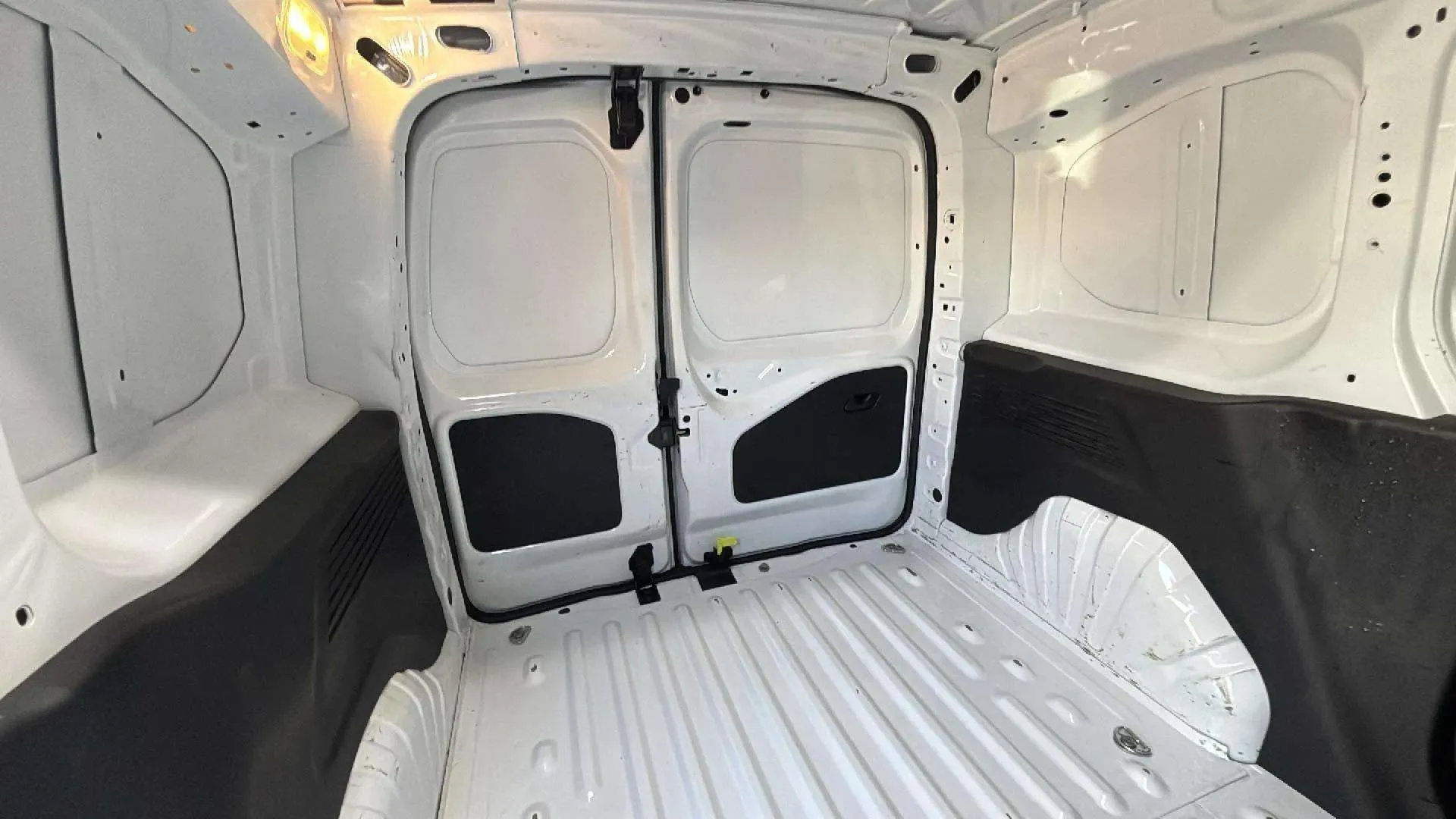 Opel Combo 1.5 TD Ed. Plus XL 7Pla - foto 15
