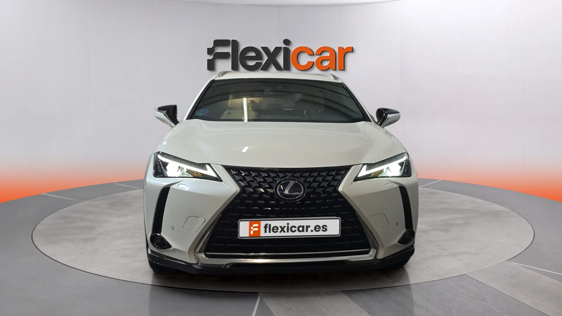 Lexus UX 2.0 250h Business - foto 2