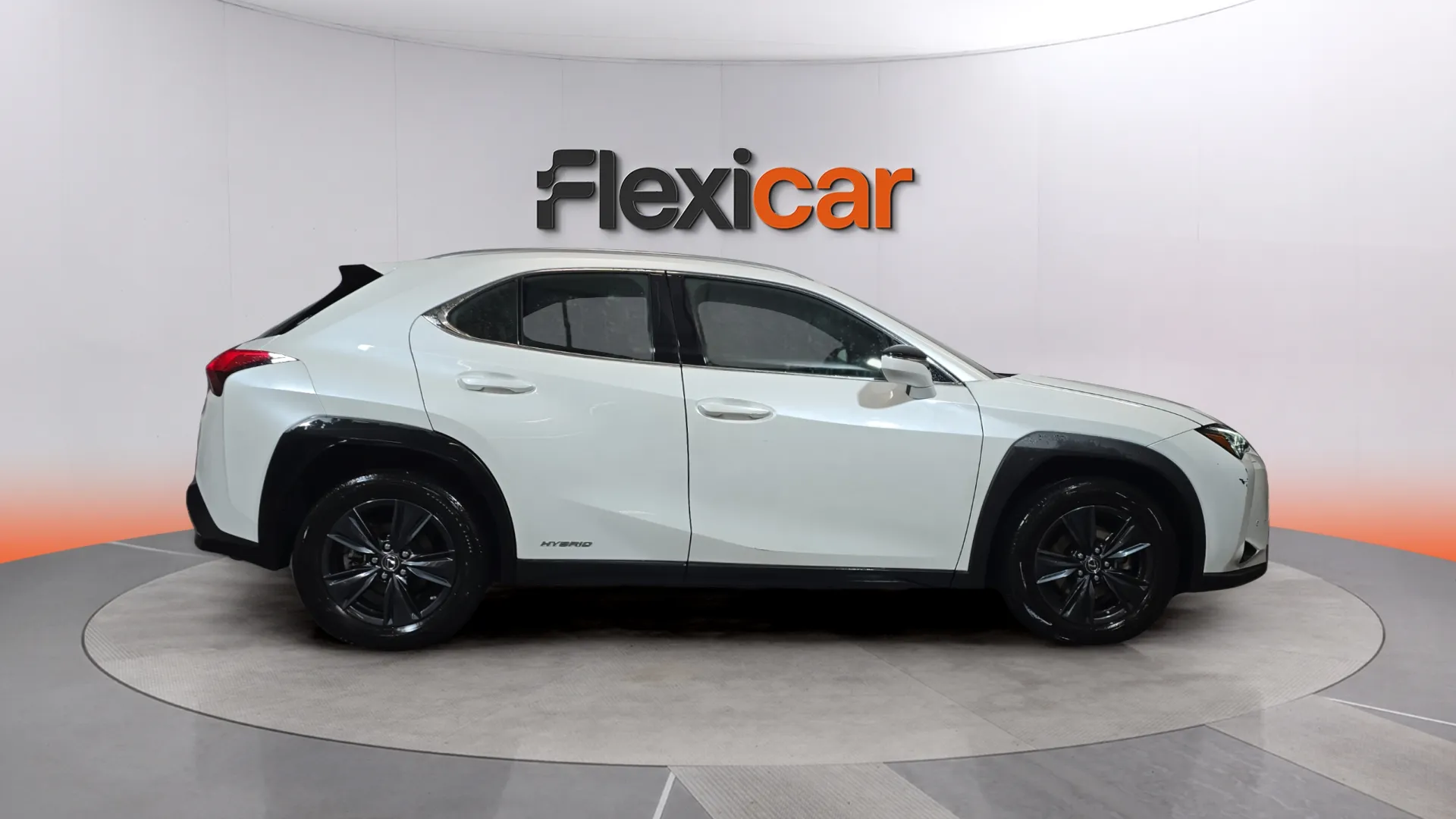 Lexus UX 2.0 250h Business - foto 4