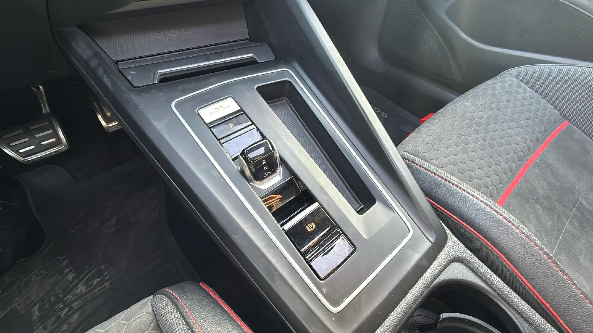 Volkswagen Golf GTI Clubsport 2.0 TSI DSG - foto 18