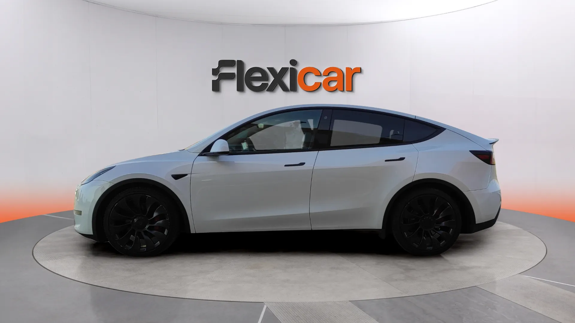 Tesla Model Y Gran Autonomía 4WD - foto 6