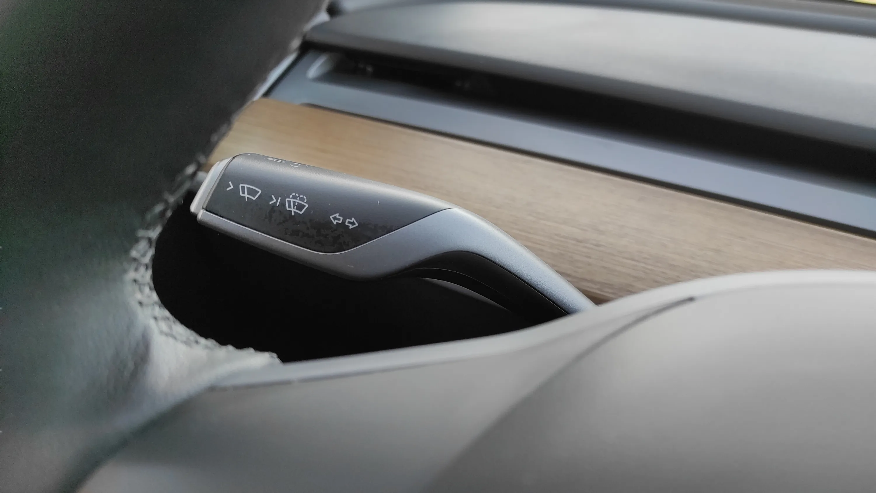 Tesla Model Y Gran Autonomía 4WD - foto 12