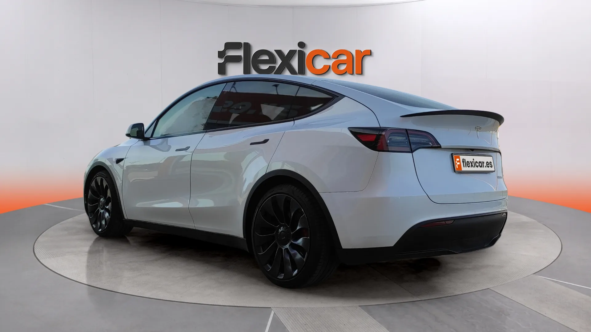 Tesla Model Y Gran Autonomía 4WD - foto 5