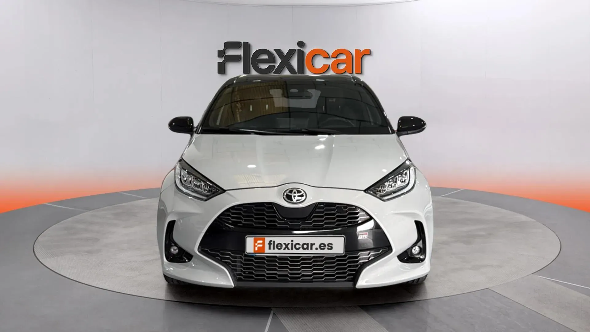 Toyota Yaris 1.5 120H GR Sport Plus - foto 2