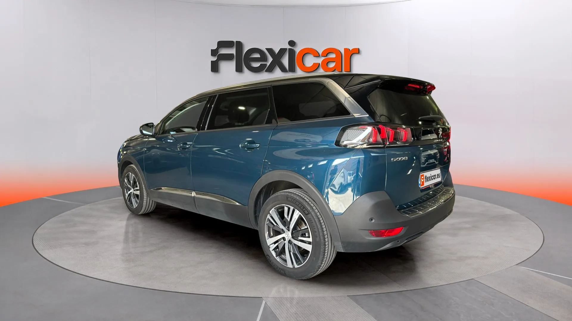 Peugeot 5008 1.2 PureTech Allure EAT8 - foto 5