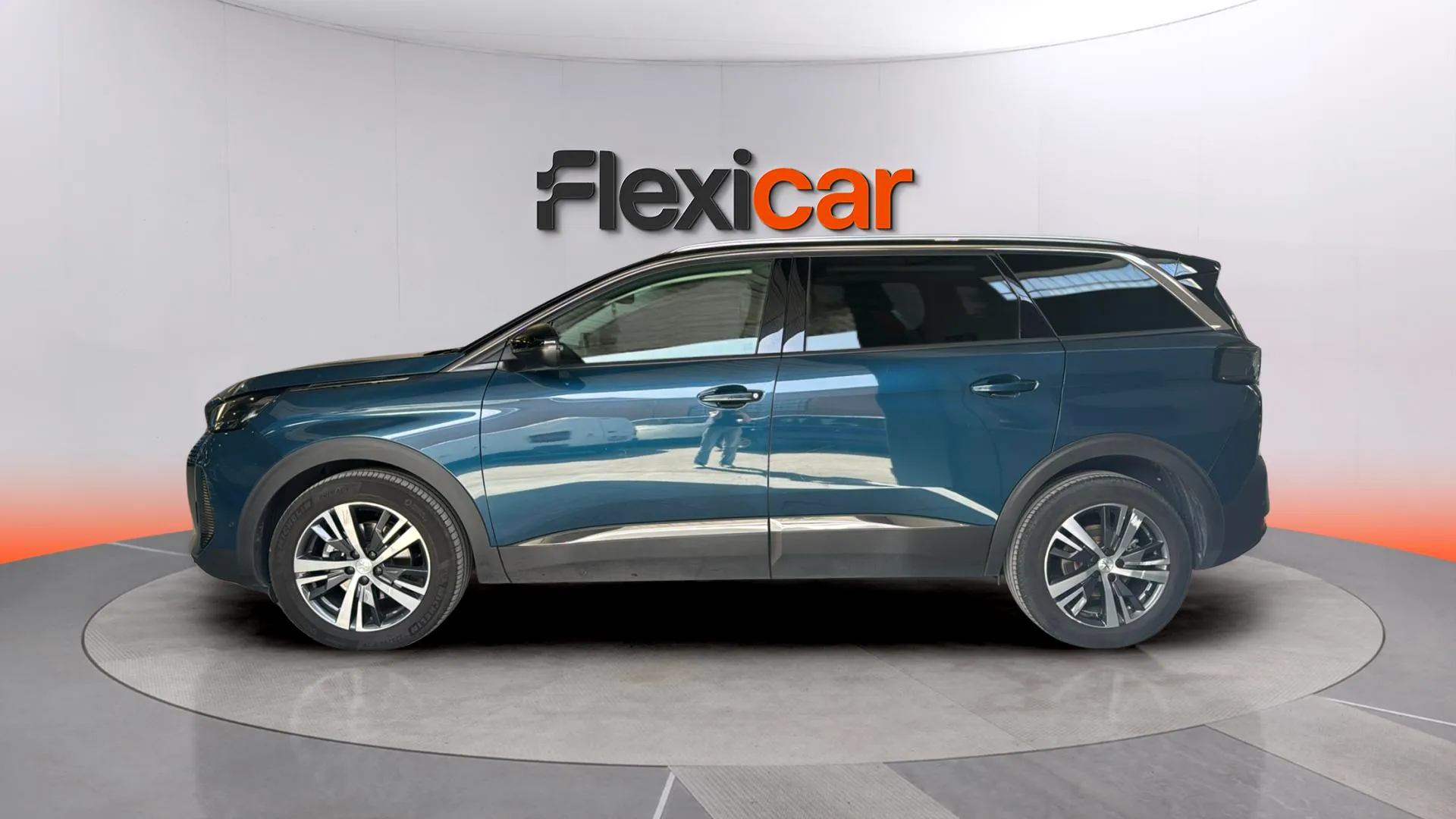 Peugeot 5008 1.2 PureTech Allure EAT8 - foto 4