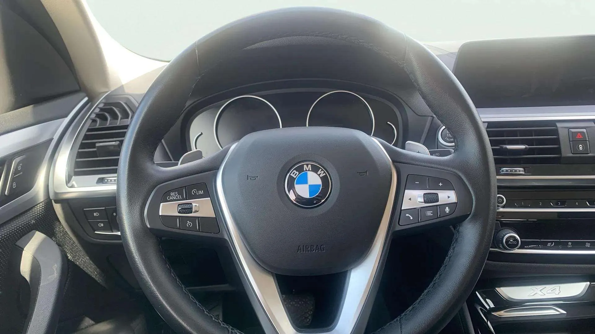 BMW X4 xDrive20d - foto 8