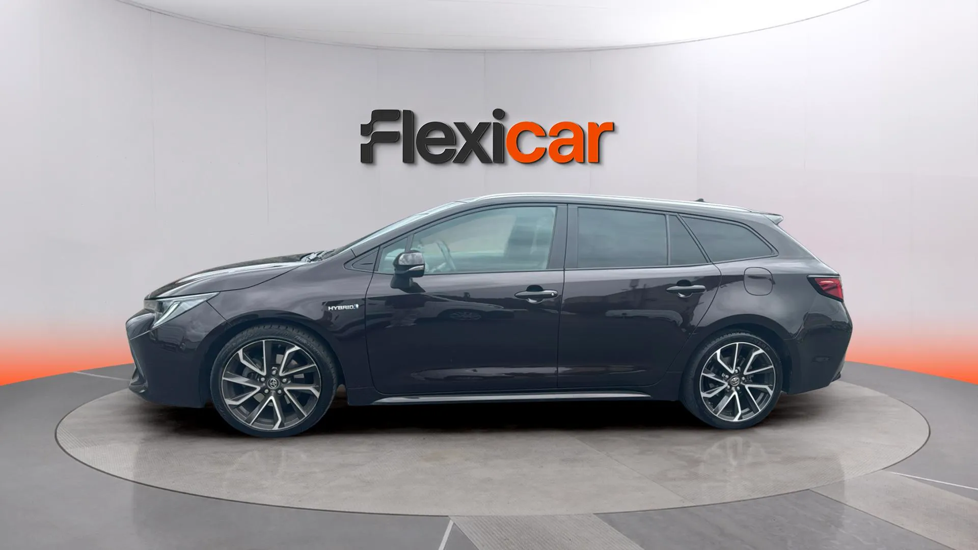 Toyota Corolla 2.0 180H Feel! E-CVT Touring Sport - foto 5