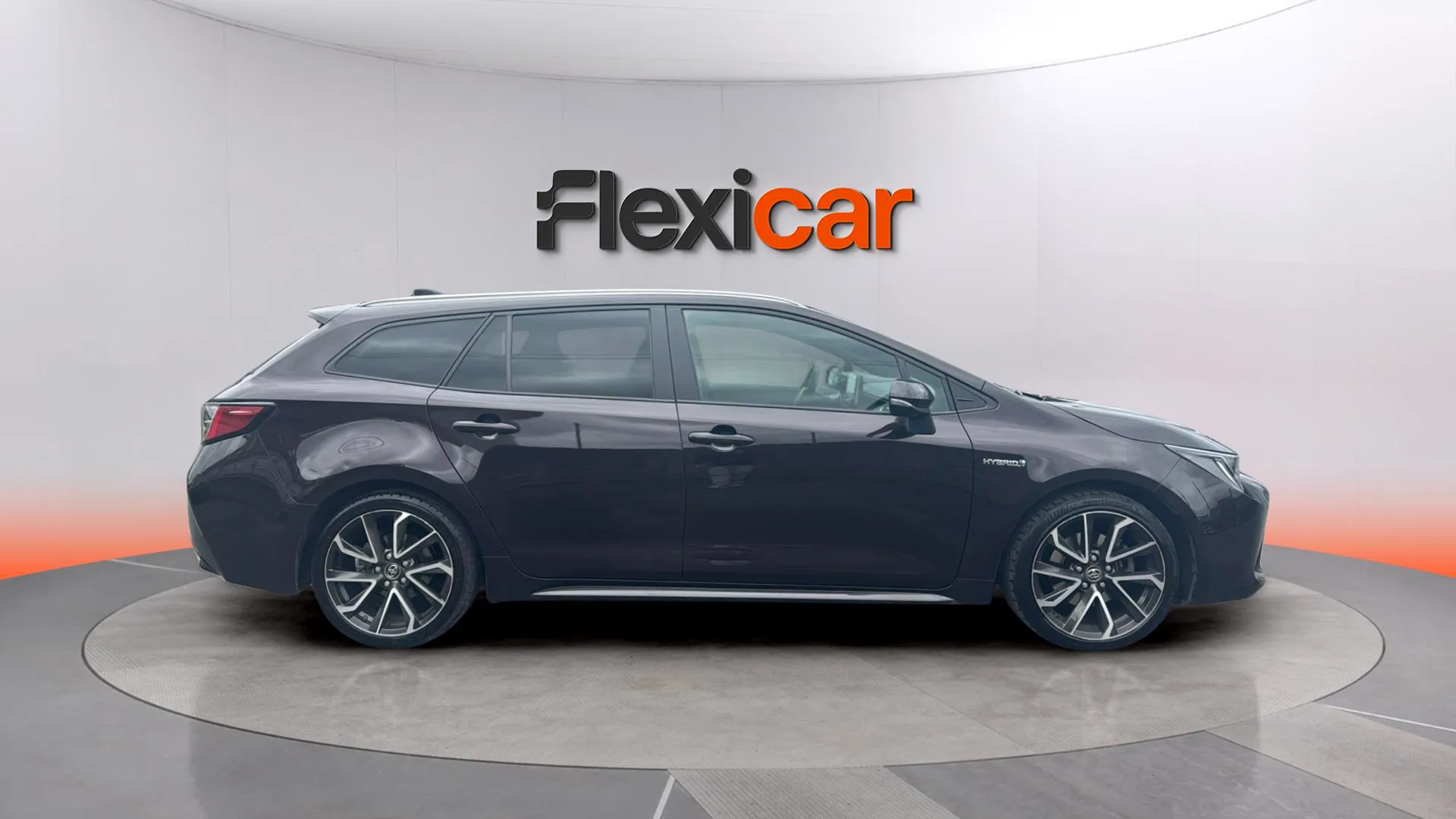Toyota Corolla 2.0 180H Feel! E-CVT Touring Sport - foto 4