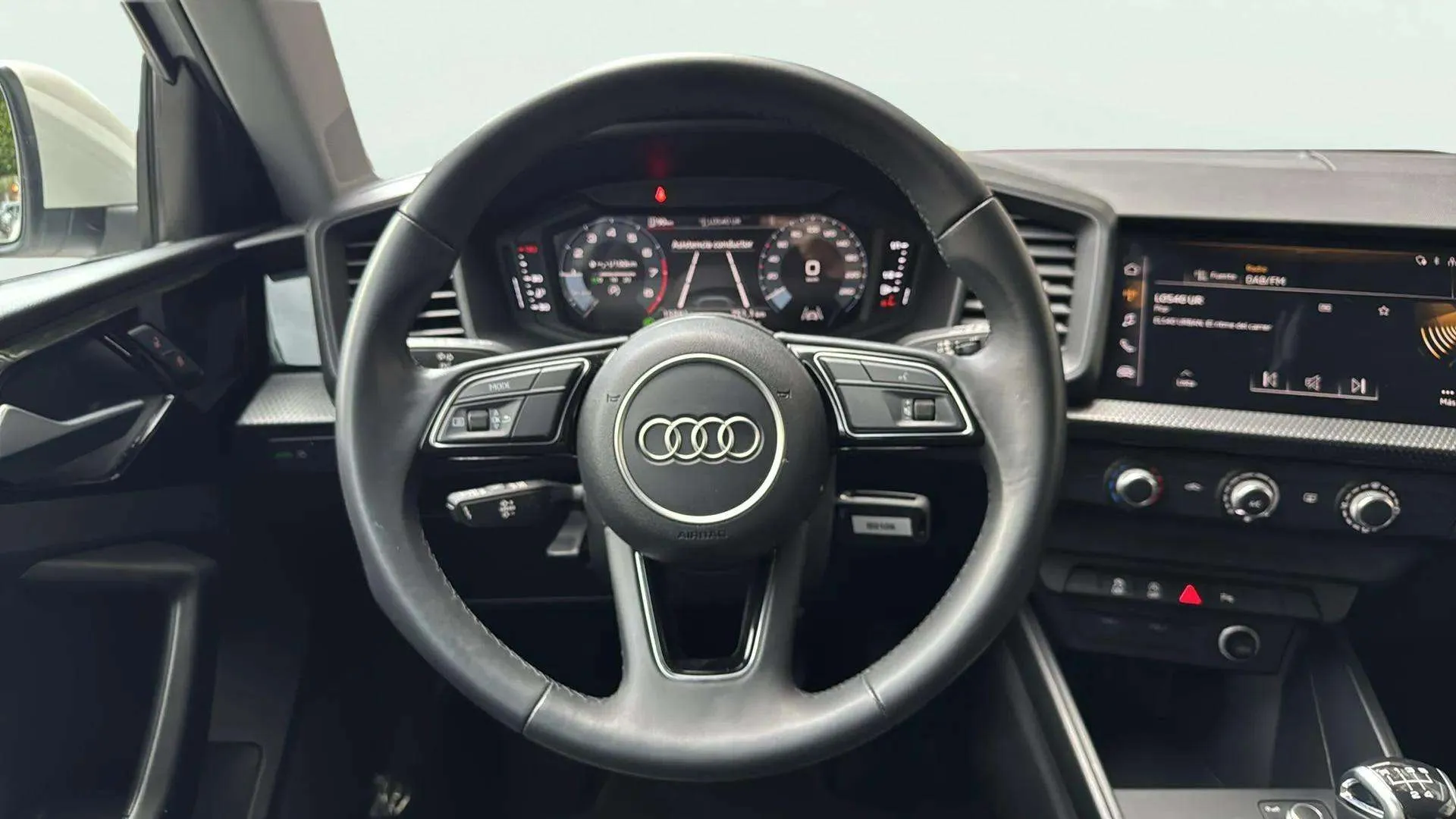 Audi A1 citycarver 25 TFSI - foto 11