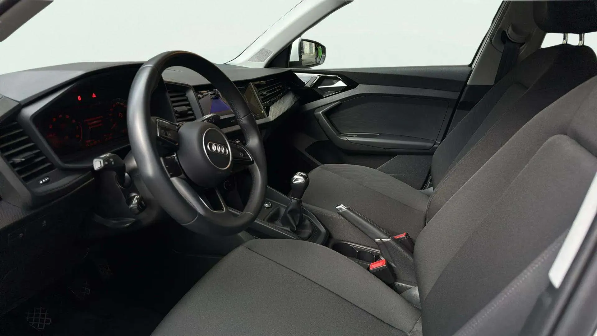 Audi A1 citycarver 25 TFSI - foto 19