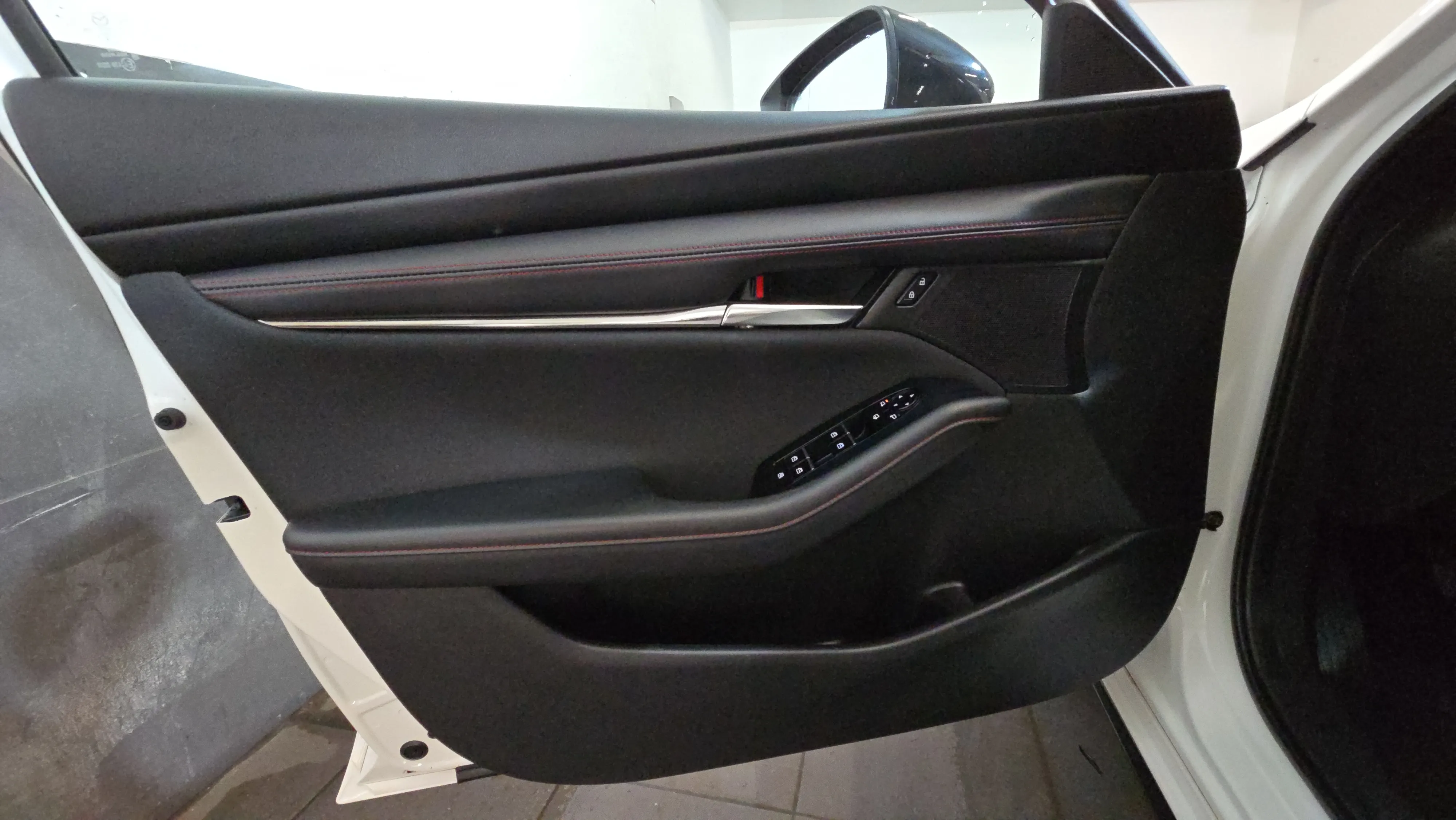 Mazda Mazda3 2.0 e-Skyactiv-G Homura - foto 21