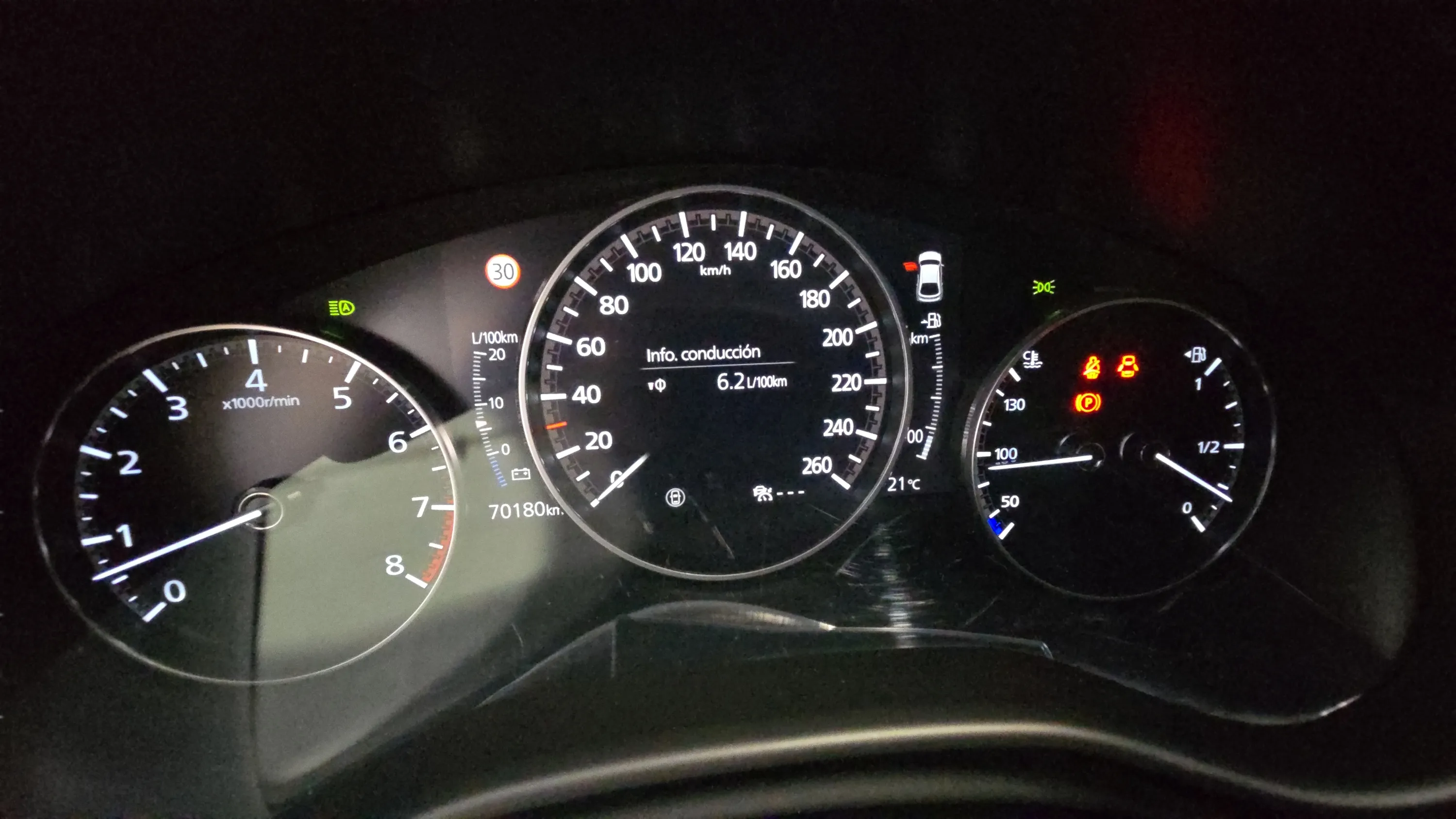 Mazda Mazda3 2.0 e-Skyactiv-G Homura - foto 11
