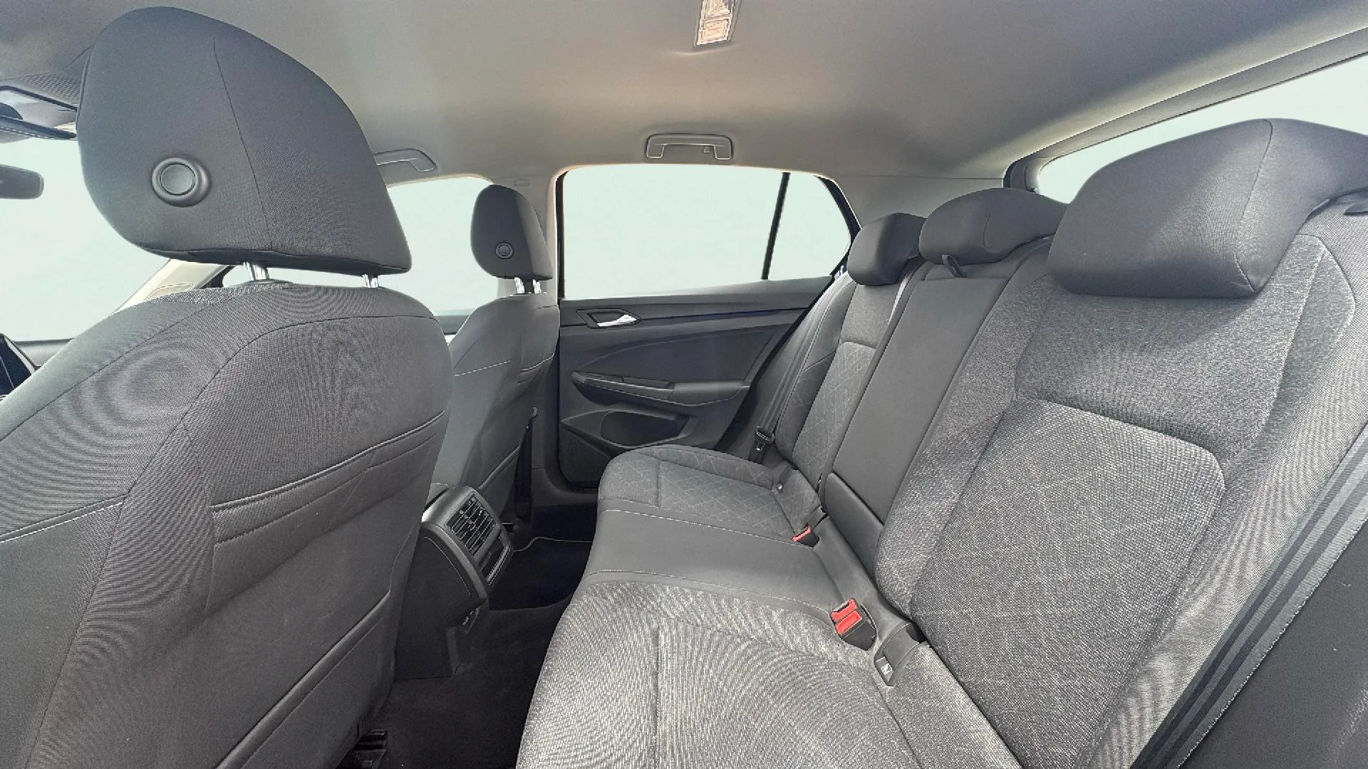 Volkswagen Golf Life 1.5 TSI - foto 18