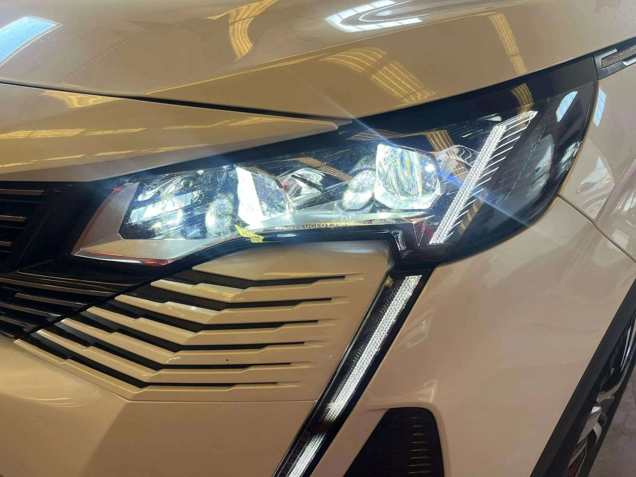 Peugeot 5008 1.2 PureTech GT EAT8 - foto 12