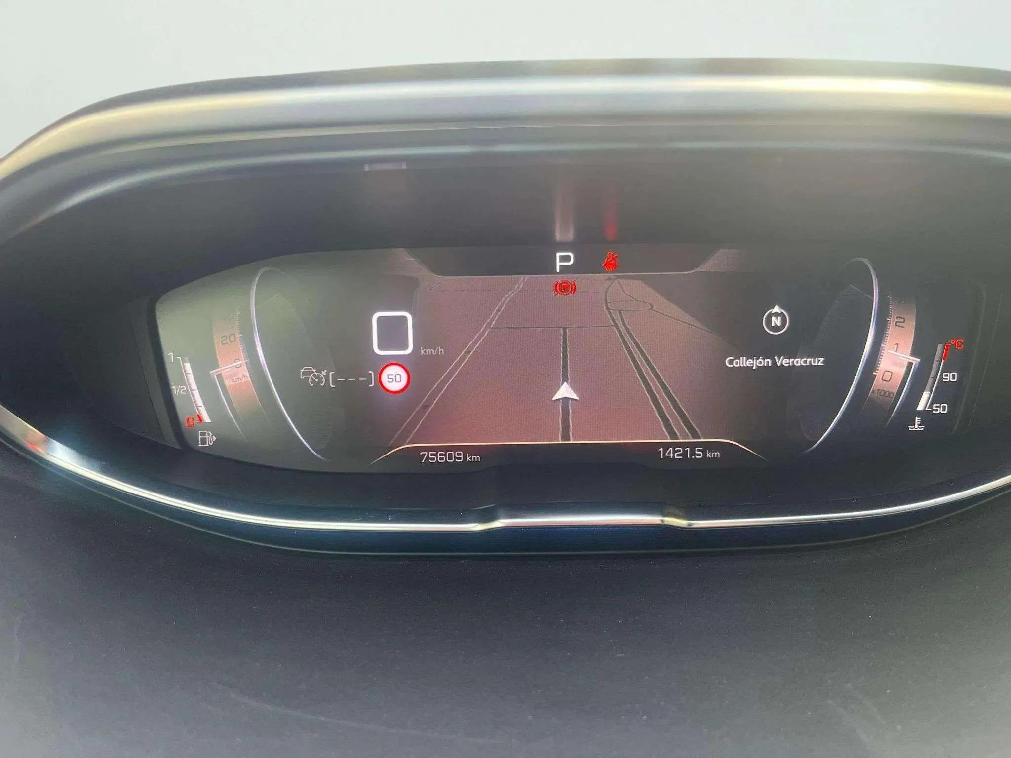 Peugeot 5008 1.2 PureTech GT EAT8 - foto 21