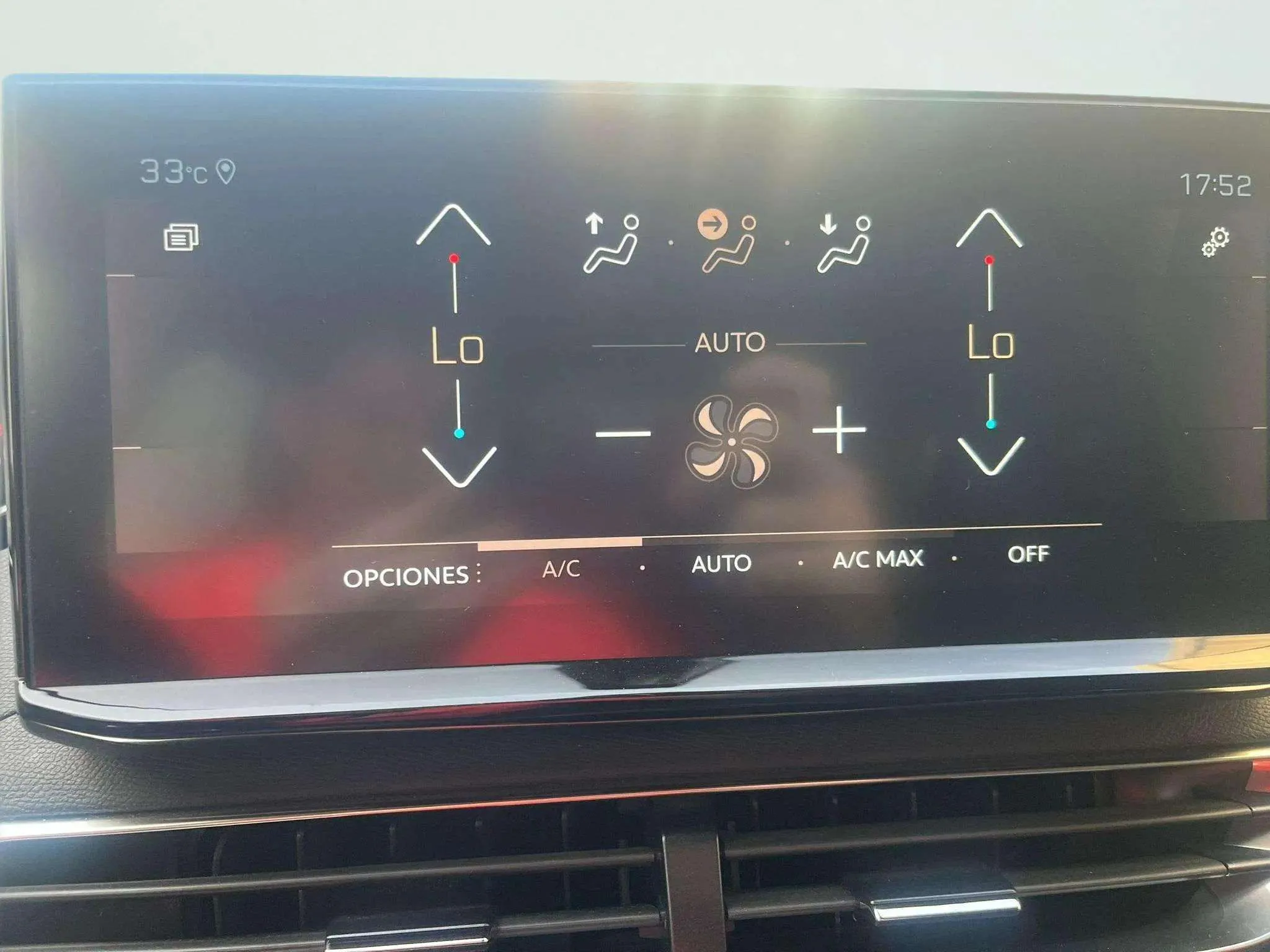 Peugeot 5008 1.2 PureTech GT EAT8 - foto 23