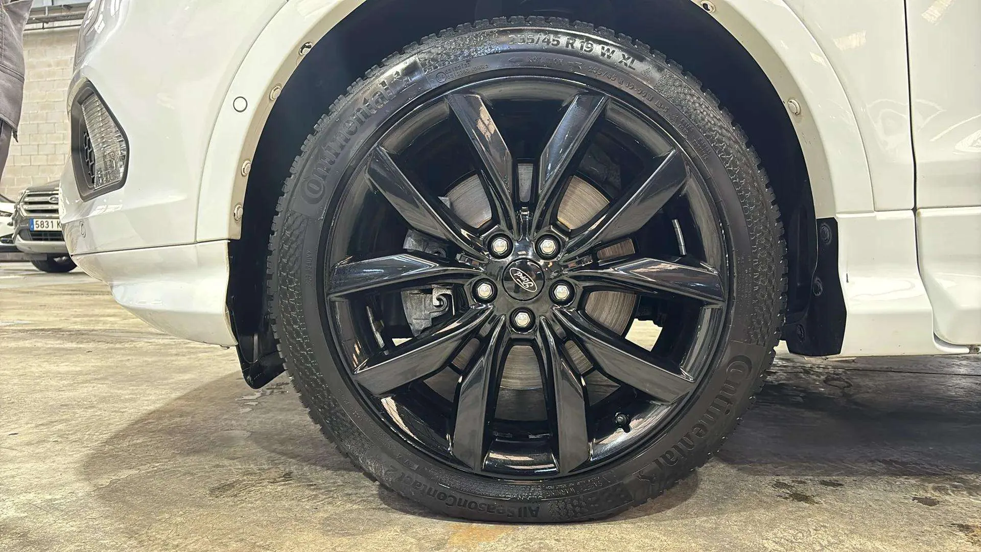 Ford Kuga 1.5 EcoBoost 4x4 ST-Line - foto 29