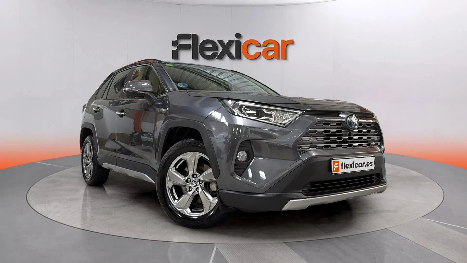 Toyota RAV4 2.5l 220H Advance