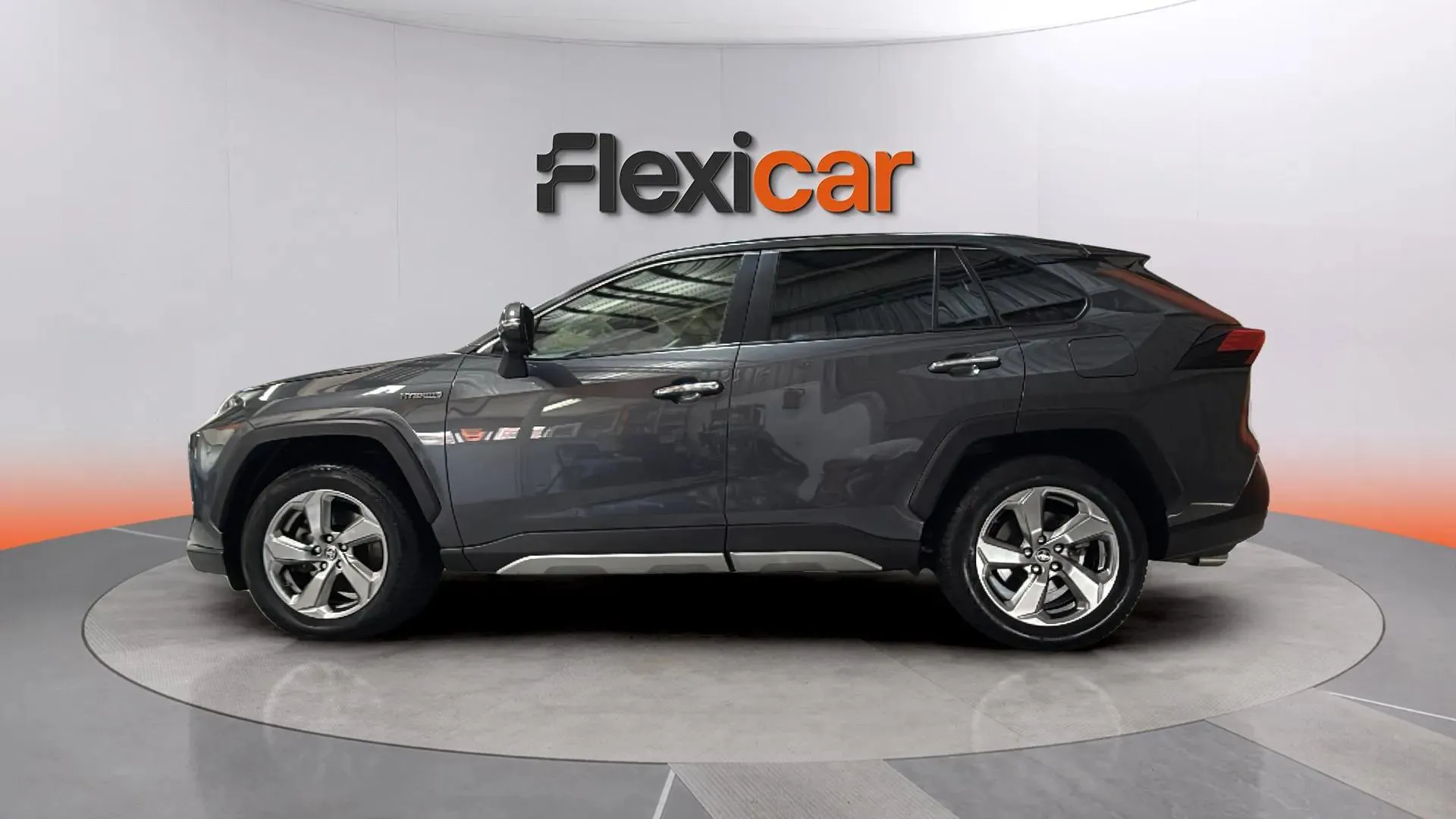 Toyota RAV4 2.5l 220H Advance - foto 5