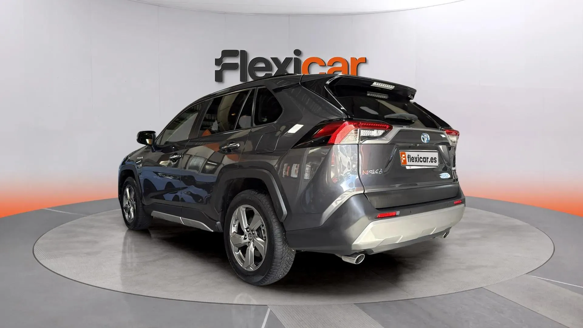 Toyota RAV4 2.5l 220H Advance - foto 4