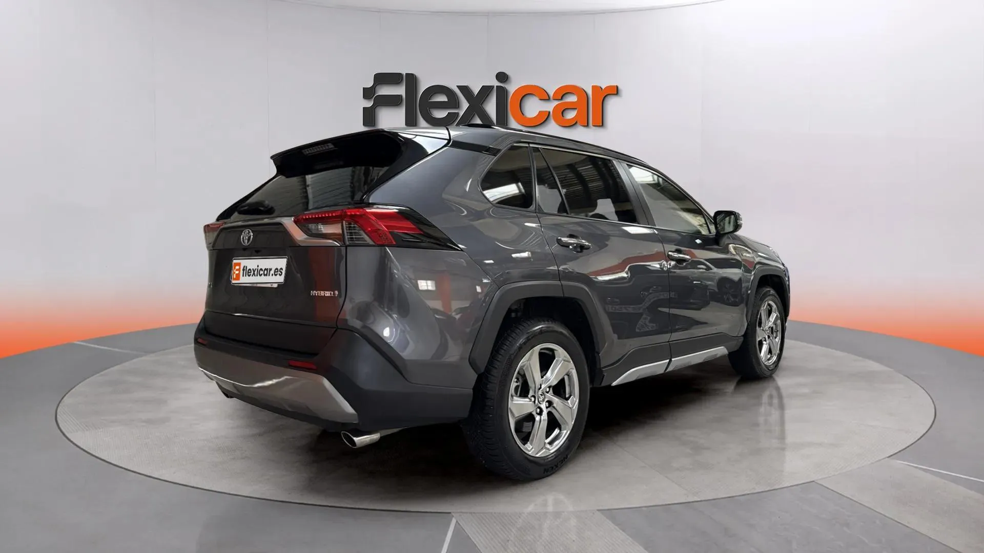 Toyota RAV4 2.5l 220H Advance - foto 3