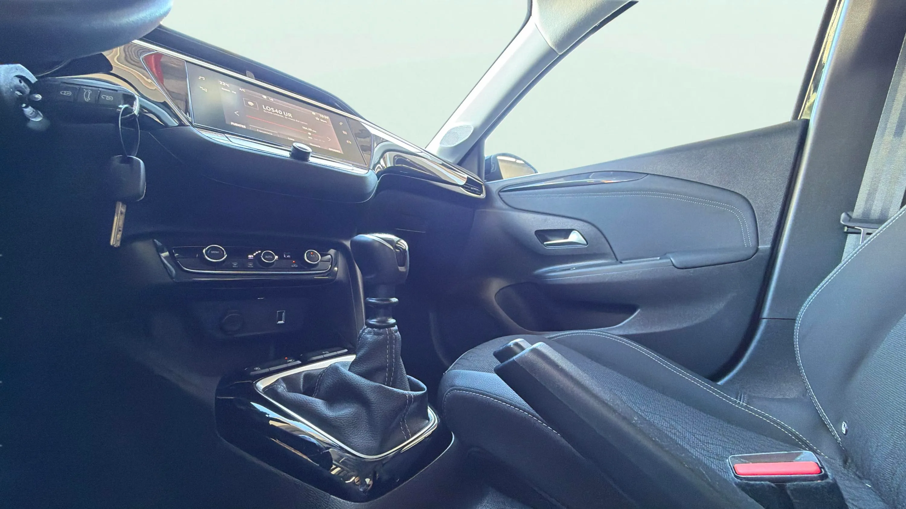 Opel Corsa 1.2T XHL Elegance - foto 21
