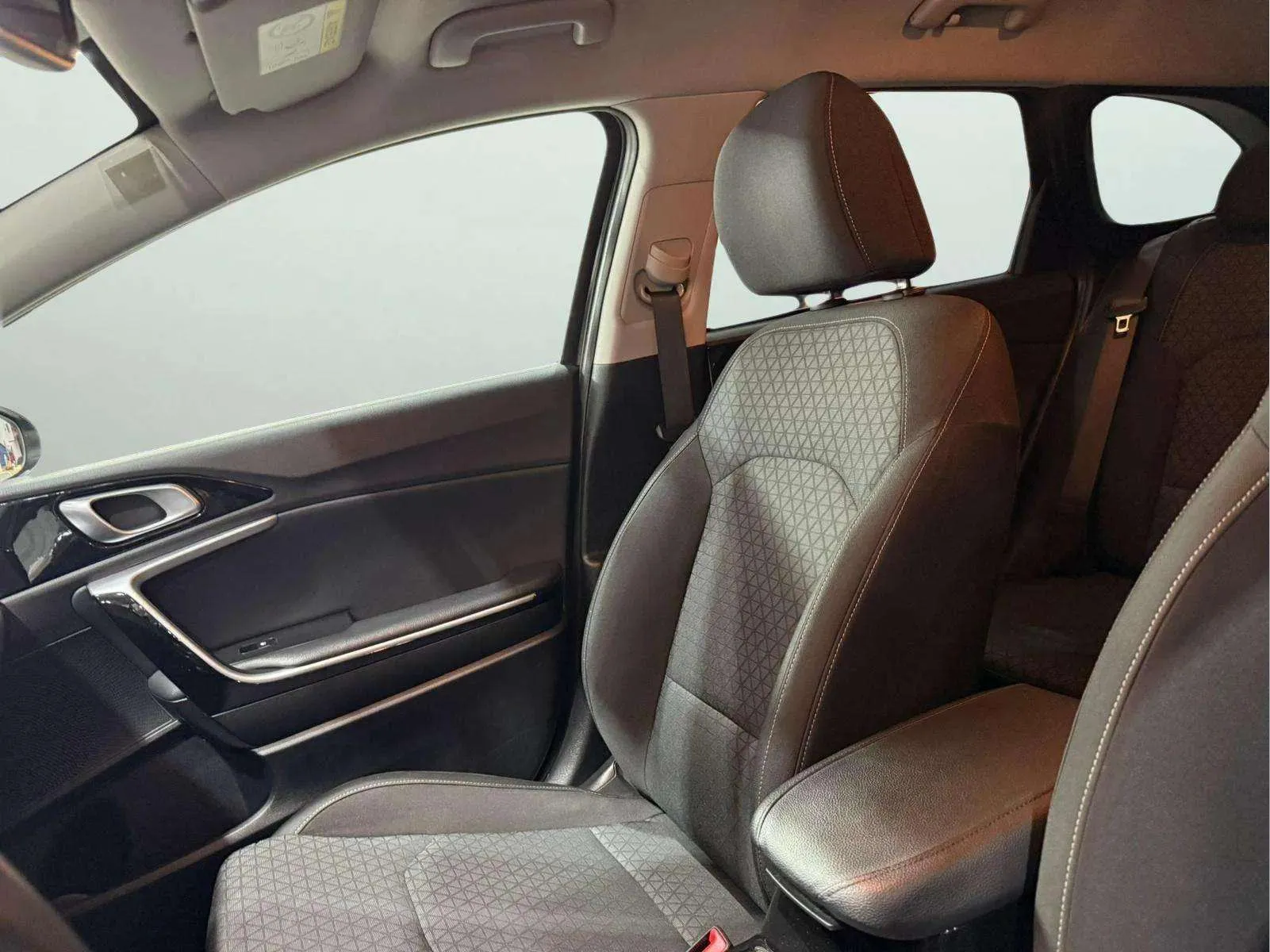 Kia Ceed Tourer 1.6 GDi PHEV eDrive - foto 19