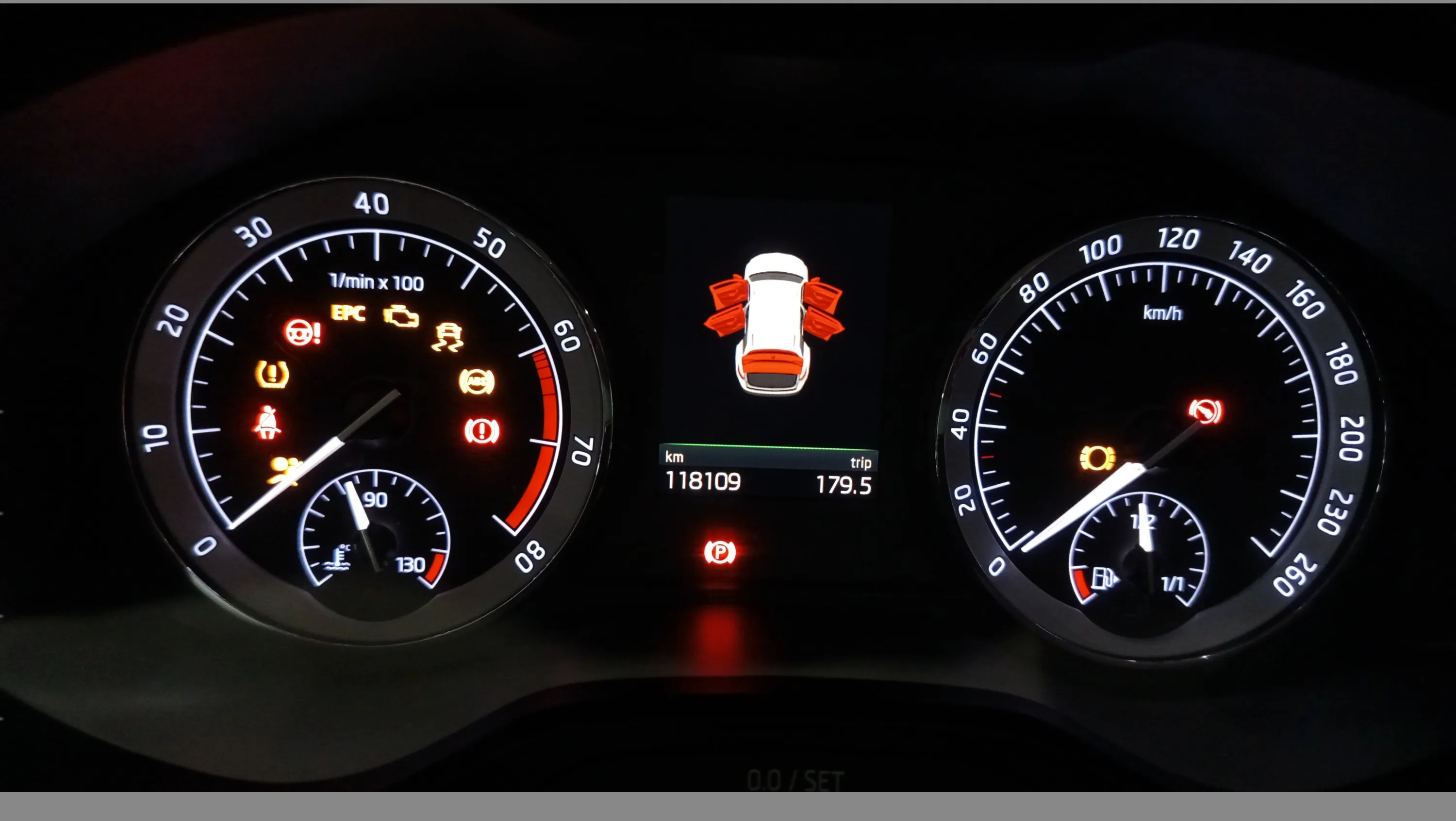 Škoda Kodiaq 1.4 TSI DSG 4x4 Style - foto 11