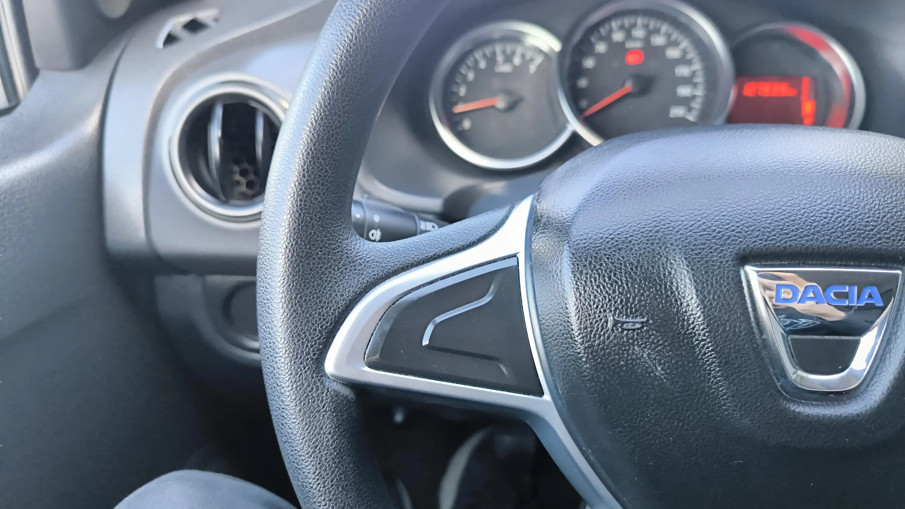 Dacia Sandero Ambiance 1.0 - foto 14