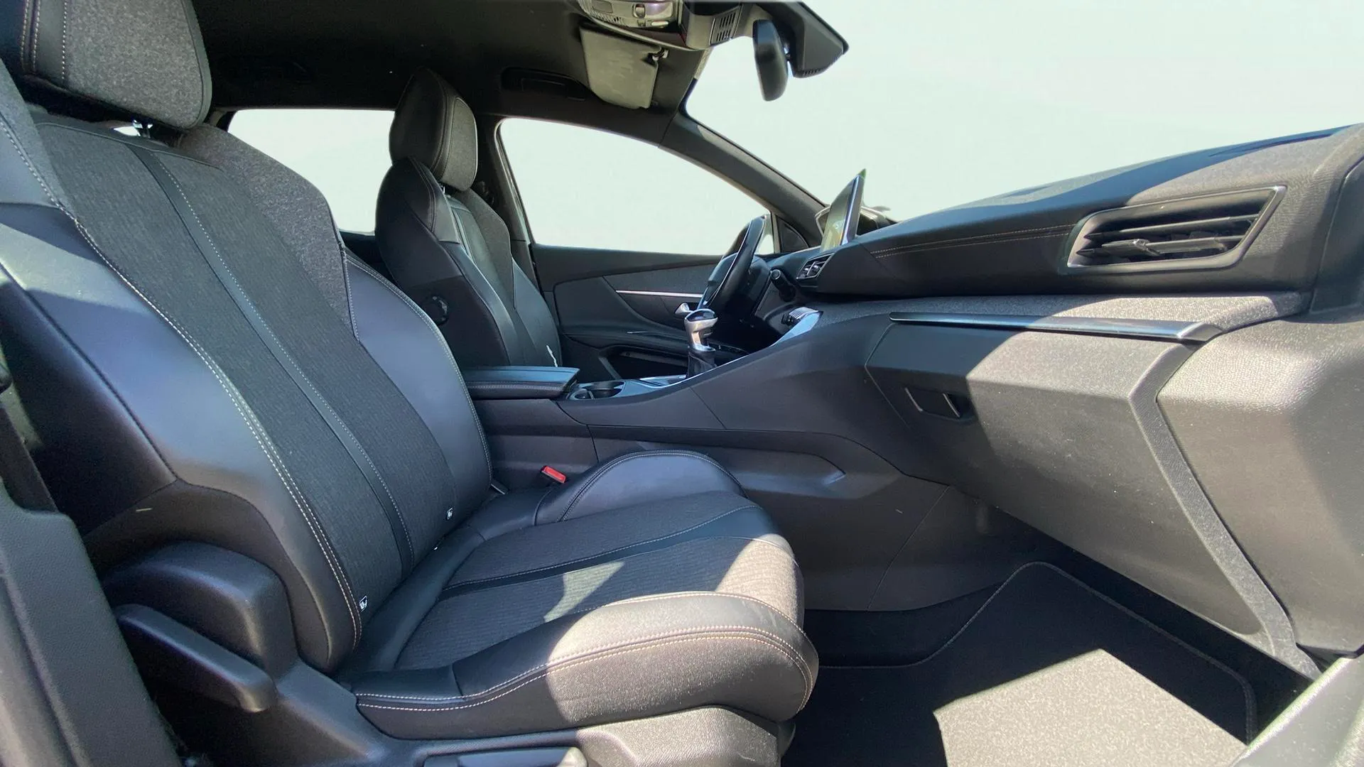 Peugeot 3008 1.5L BlueHDi GT Line - foto 10