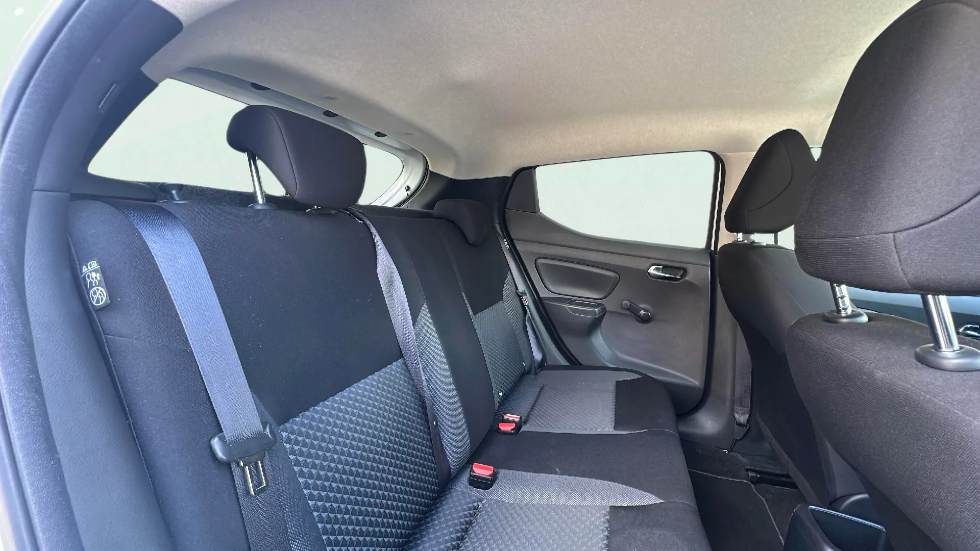 Nissan Micra IG-T E6D Acenta - foto 25