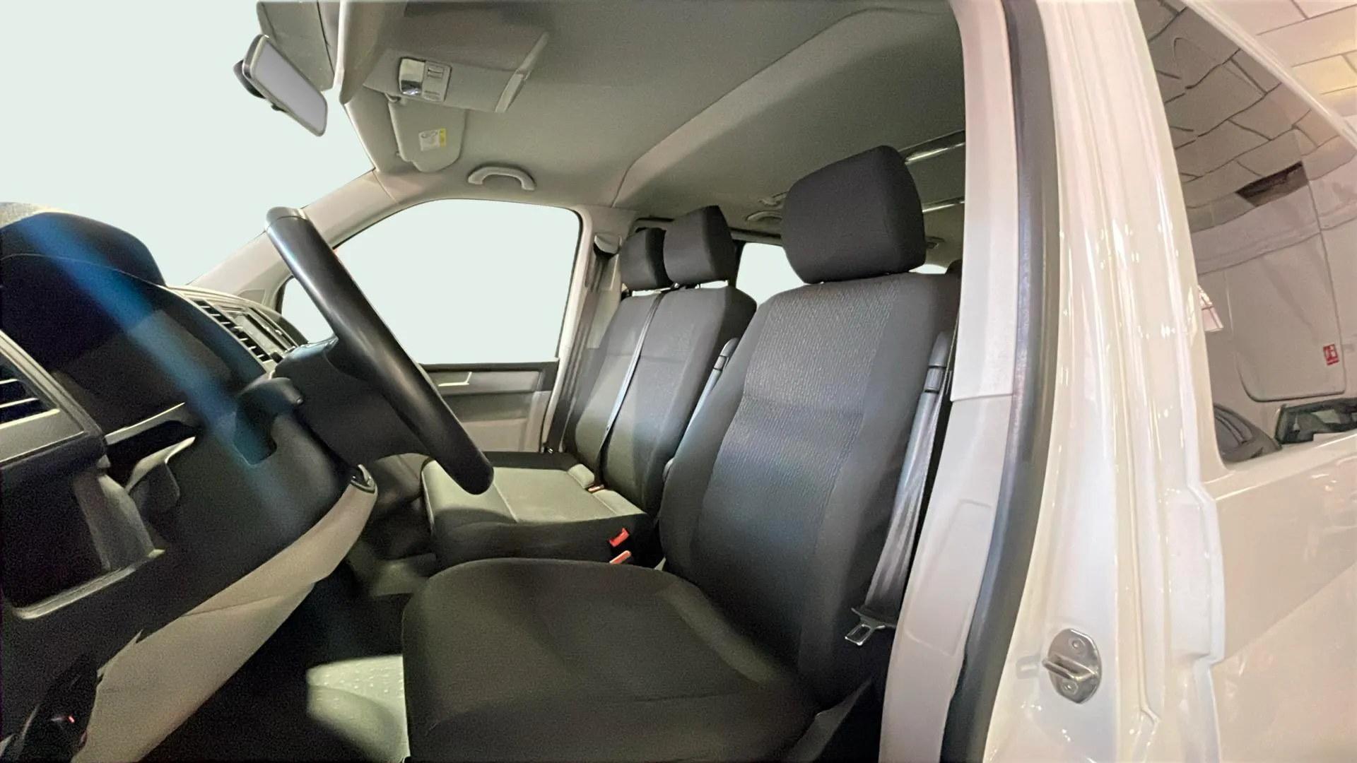 Volkswagen Caravelle Premium Corto 2.0 TDI BMT DSG - foto 7