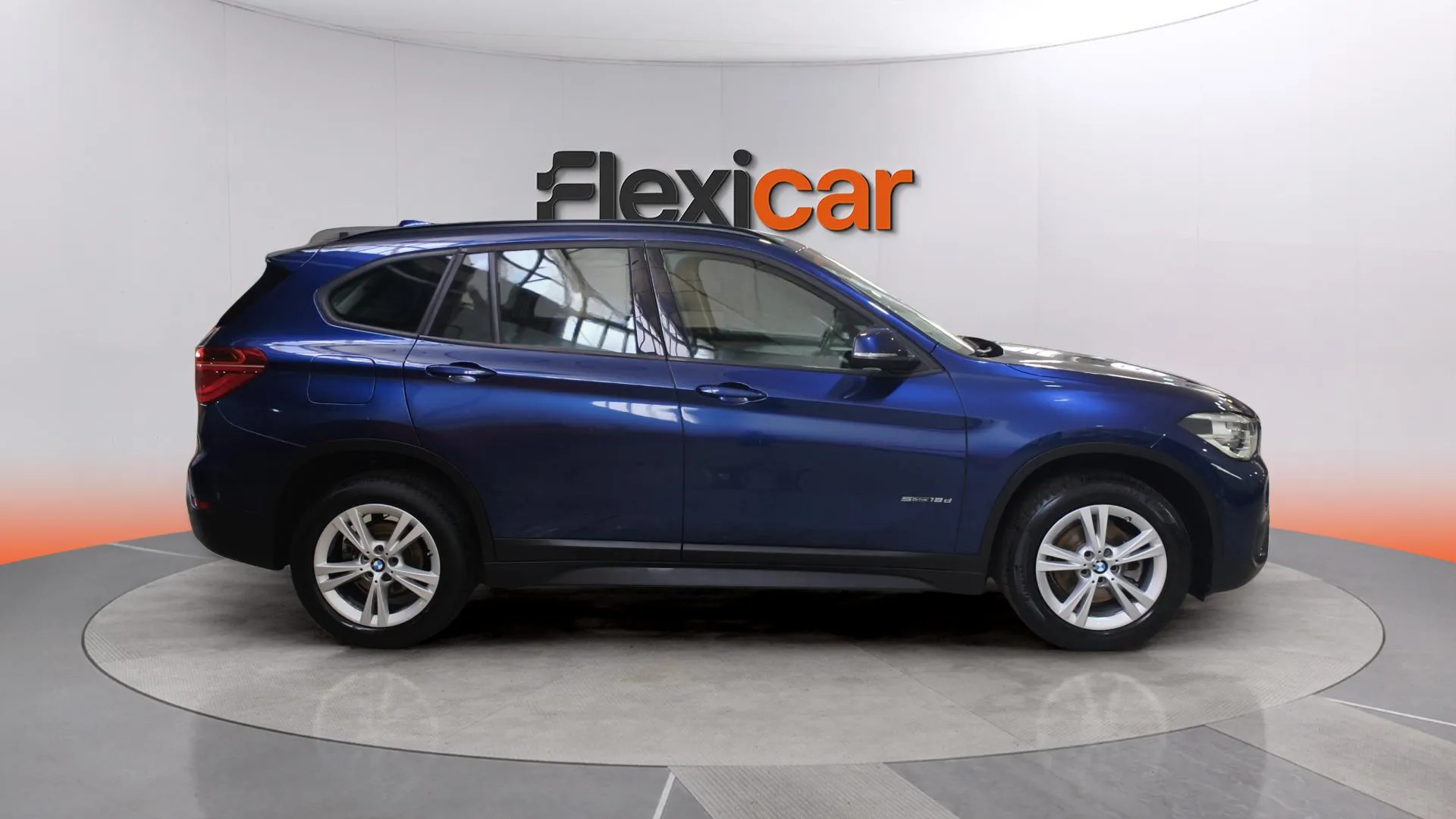 BMW X1 sDrive18d - foto 5