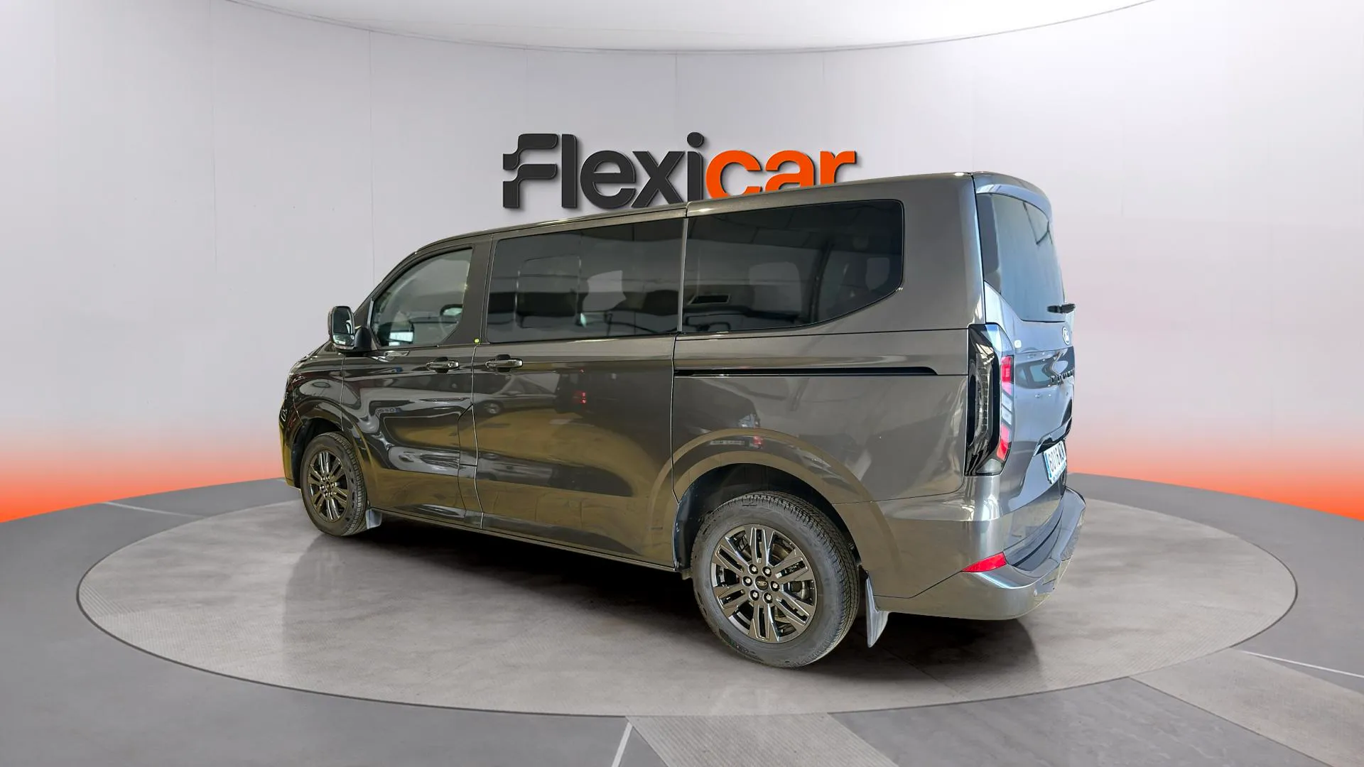 Ford Tourneo Custom 2.0 EcoBlue L1 Active - foto 9