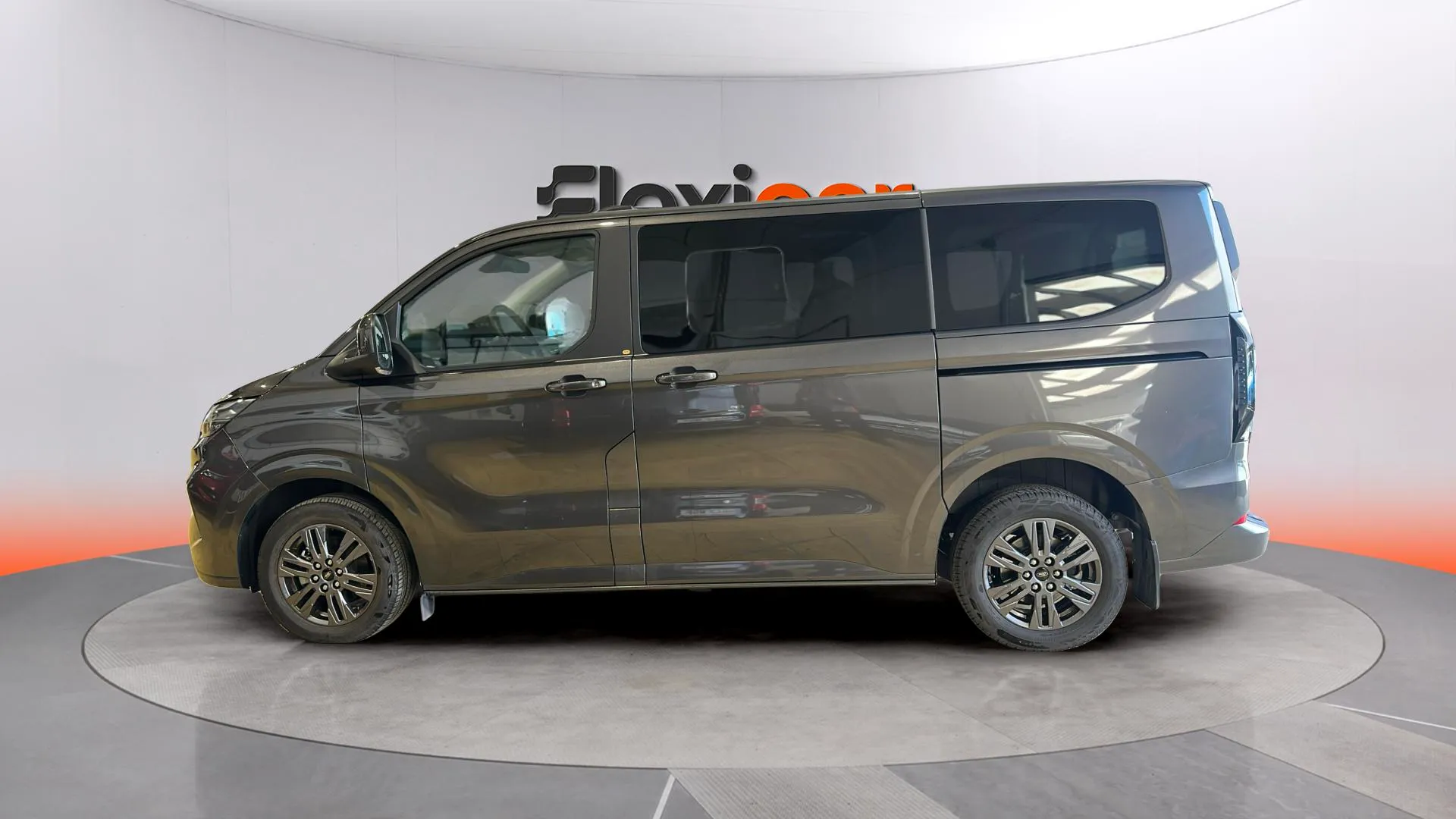 Ford Tourneo Custom 2.0 EcoBlue L1 Active - foto 8