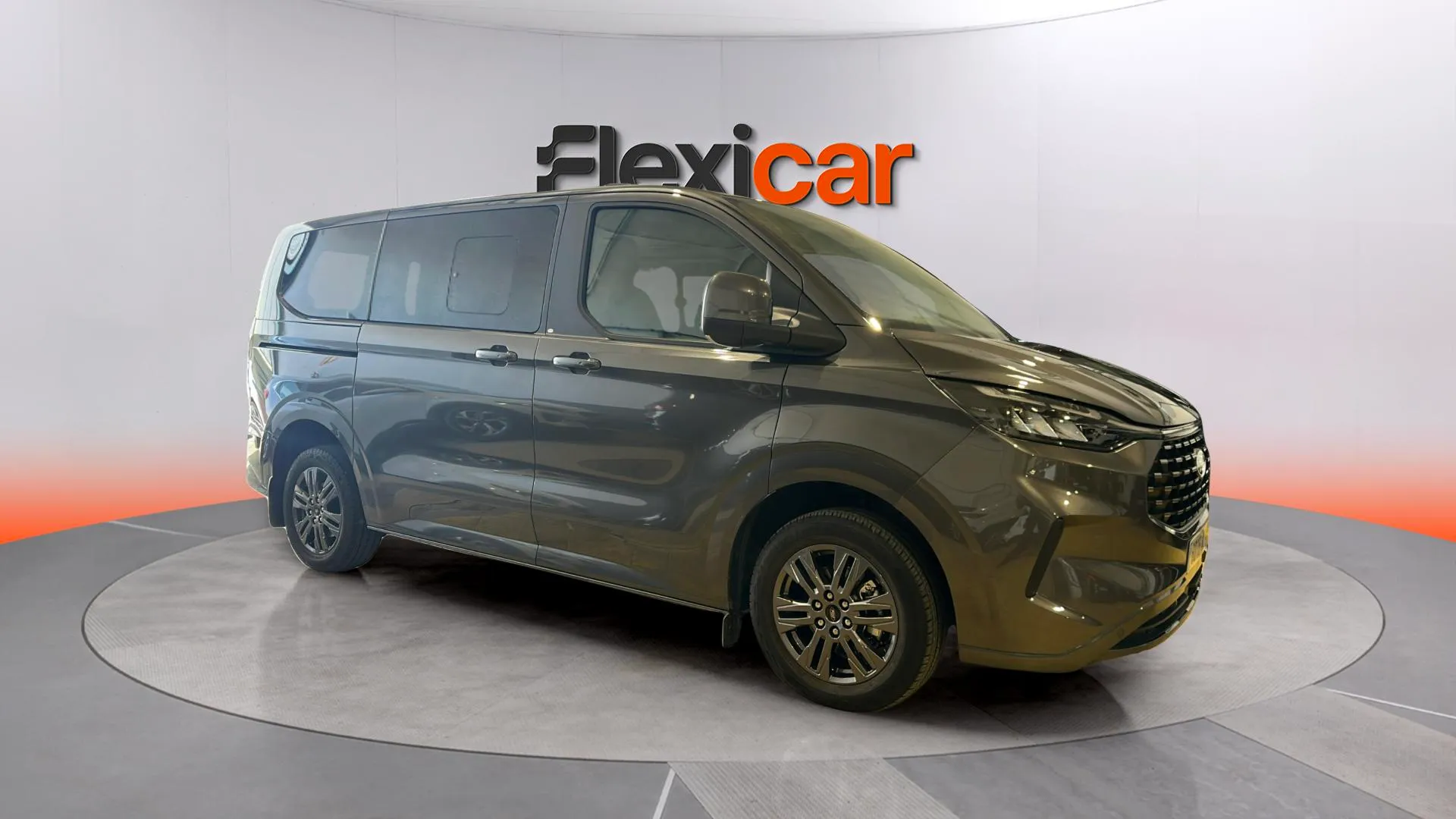 Ford Tourneo Custom 2.0 EcoBlue L1 Active - foto 2