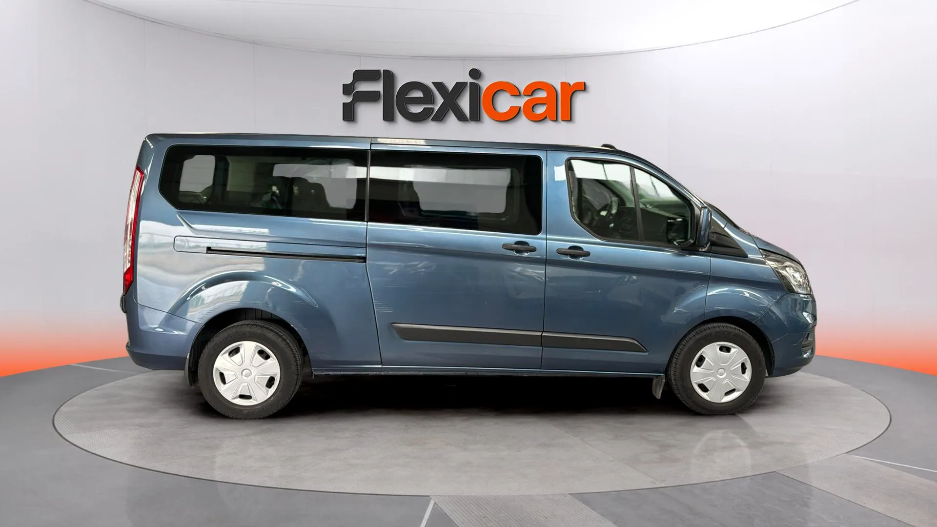 Ford Transit Custom Kombi FT 320 L2 Trend 2.0 Ecobule - foto 3