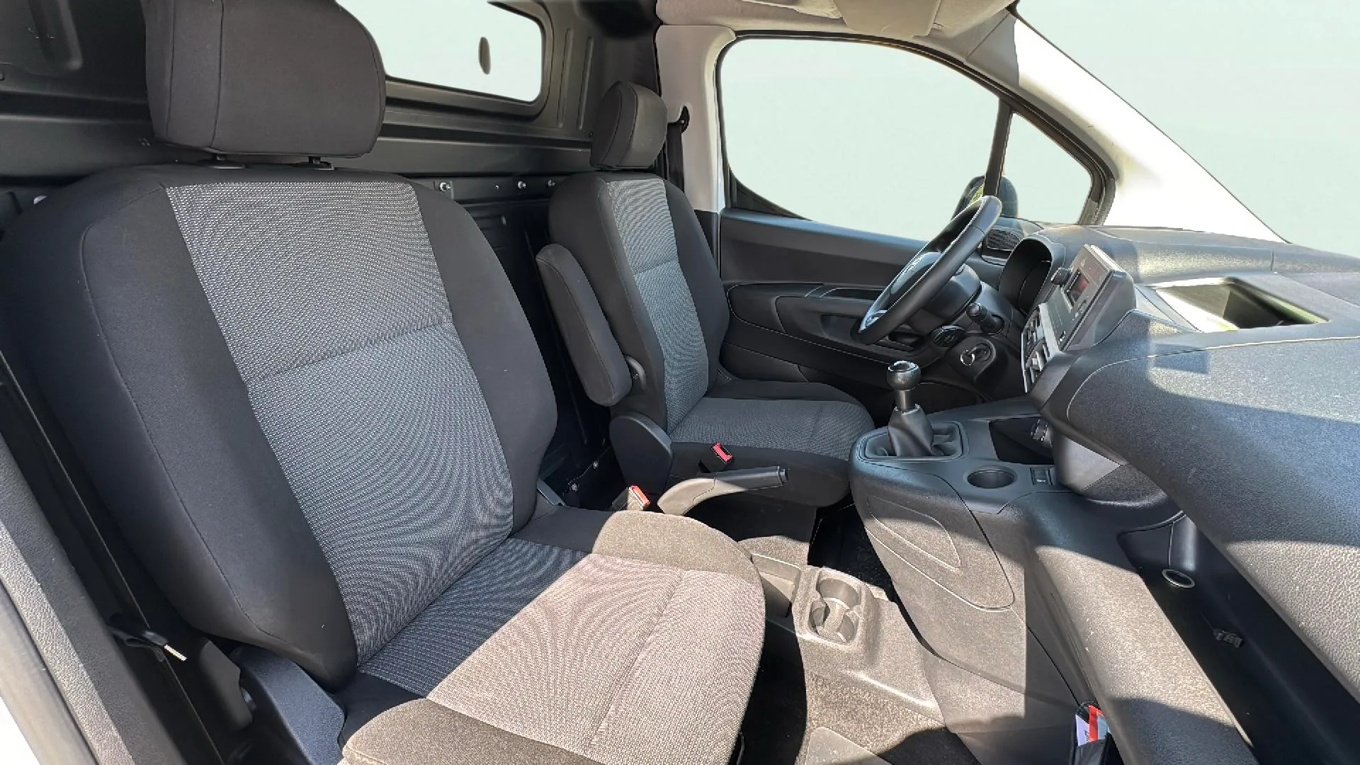Toyota Proace City 1.5D GX L1 - foto 8