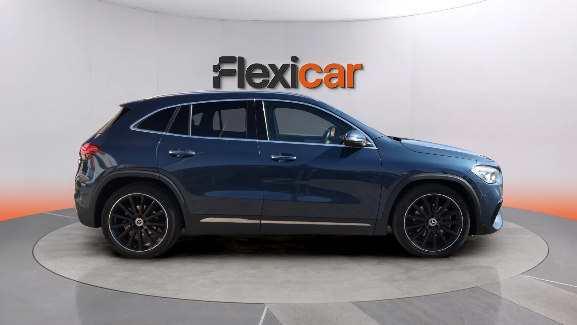 Mercedes-Benz GLA 200 - foto 6