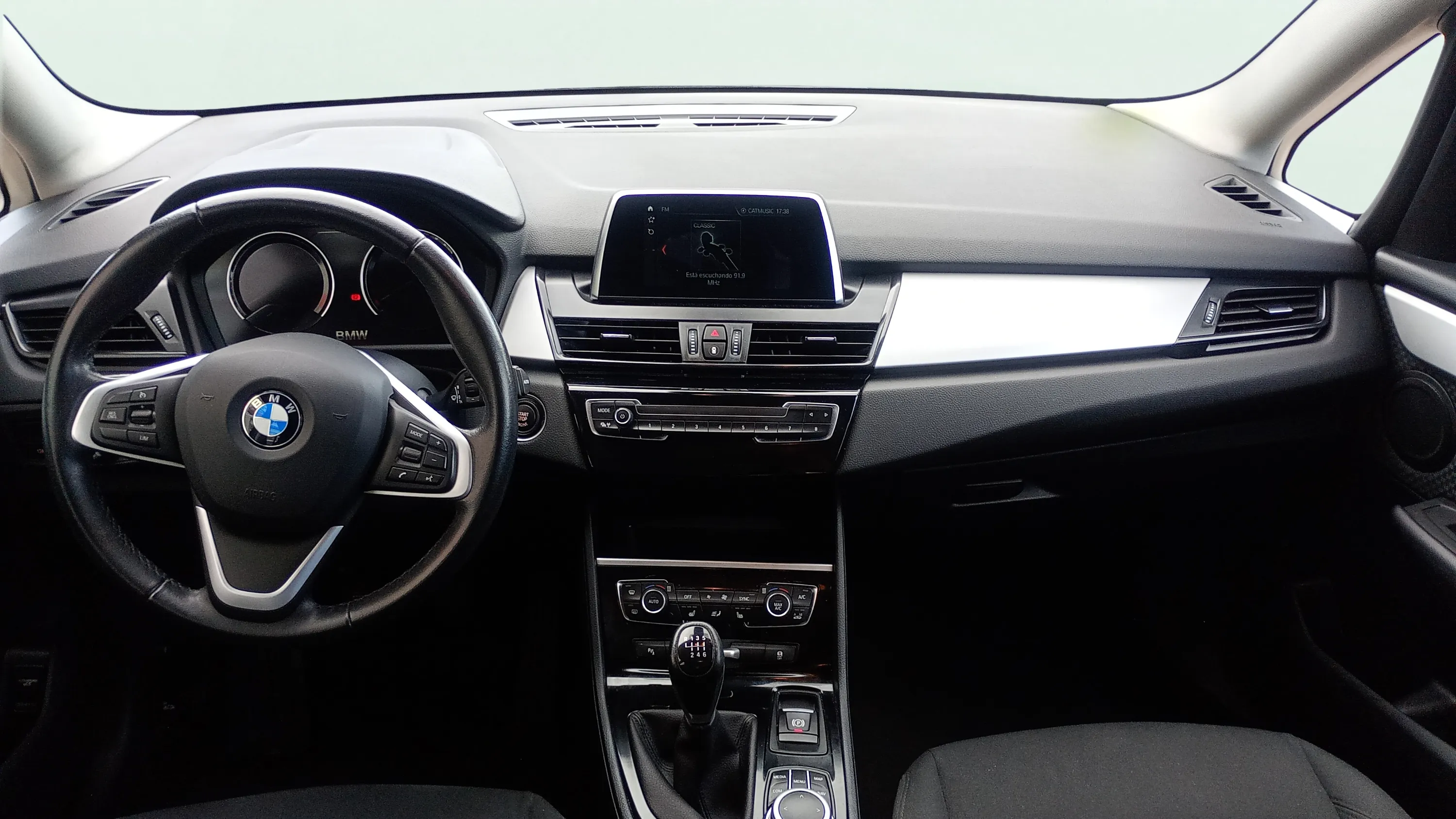 BMW Serie 2 Gran Tourer 216i - foto 9