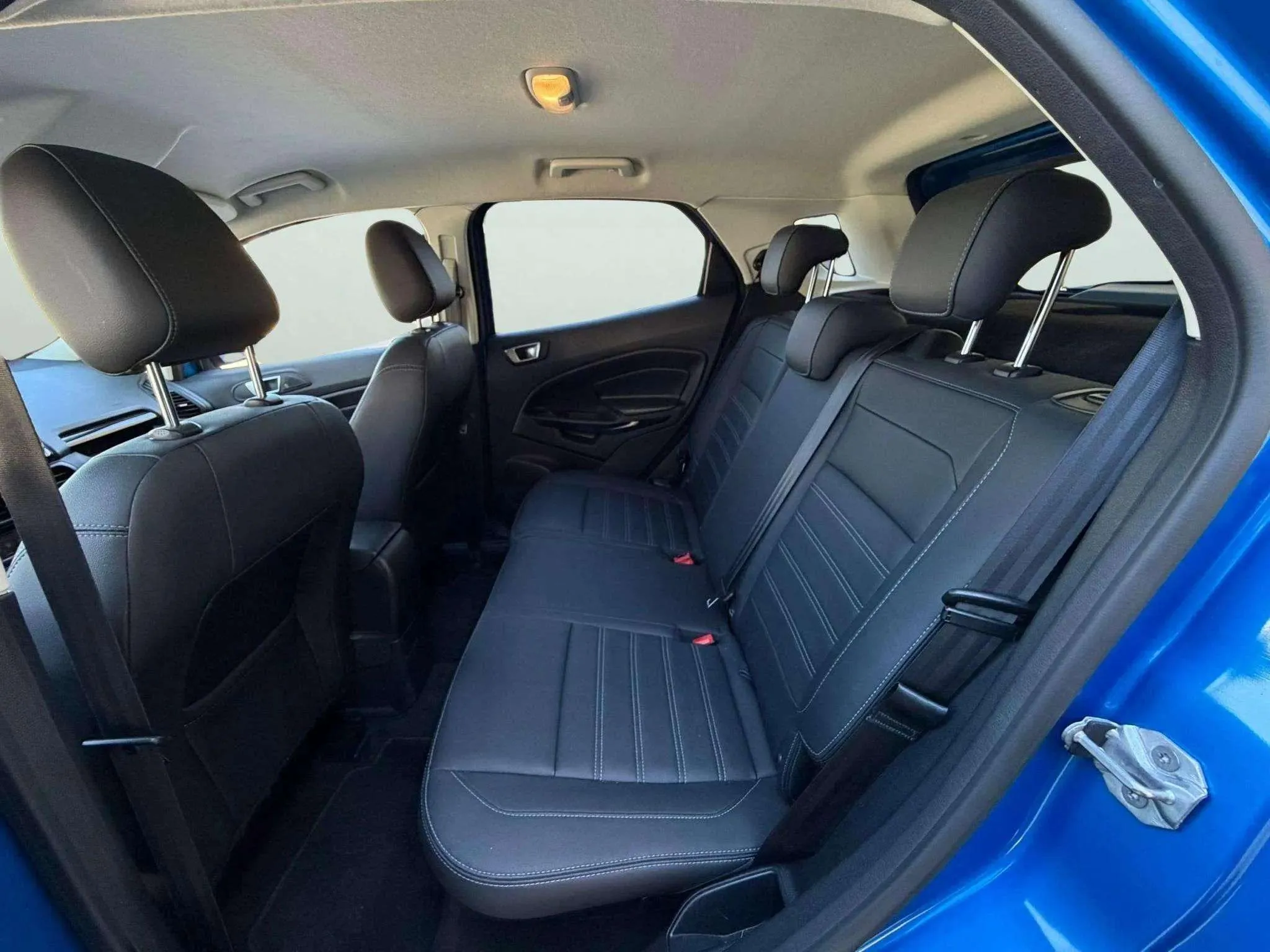 Ford EcoSport 1.0T EcoBoost Active - foto 10