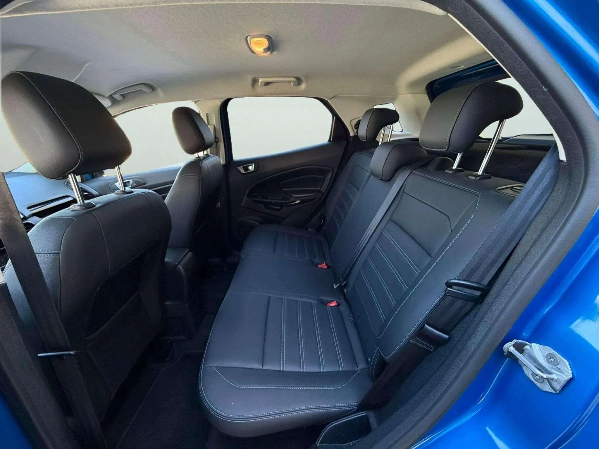 Ford EcoSport 1.0T EcoBoost Active - foto 8