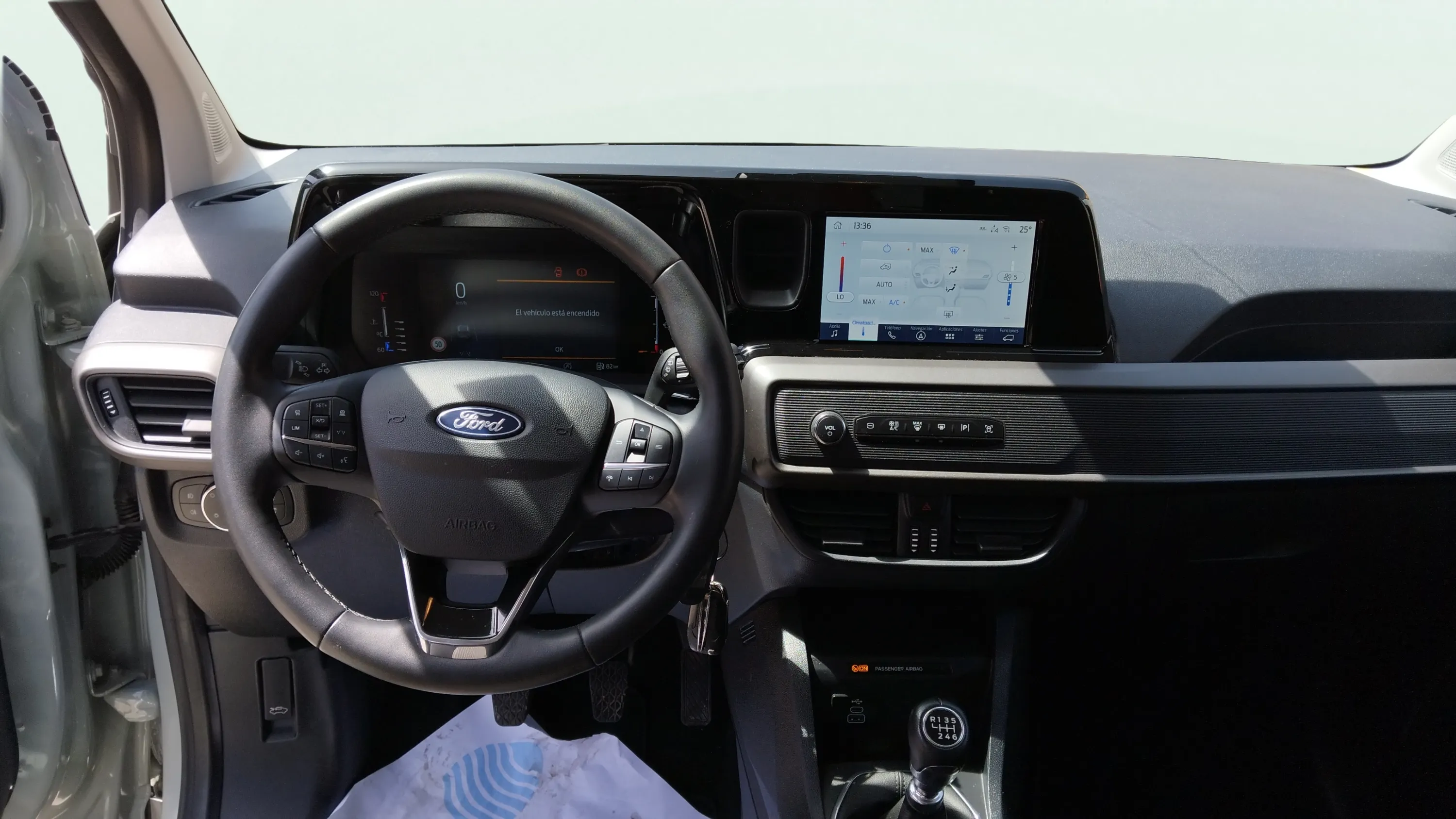 Ford Tourneo Courier 1.0 EcoBoost Active - foto 12