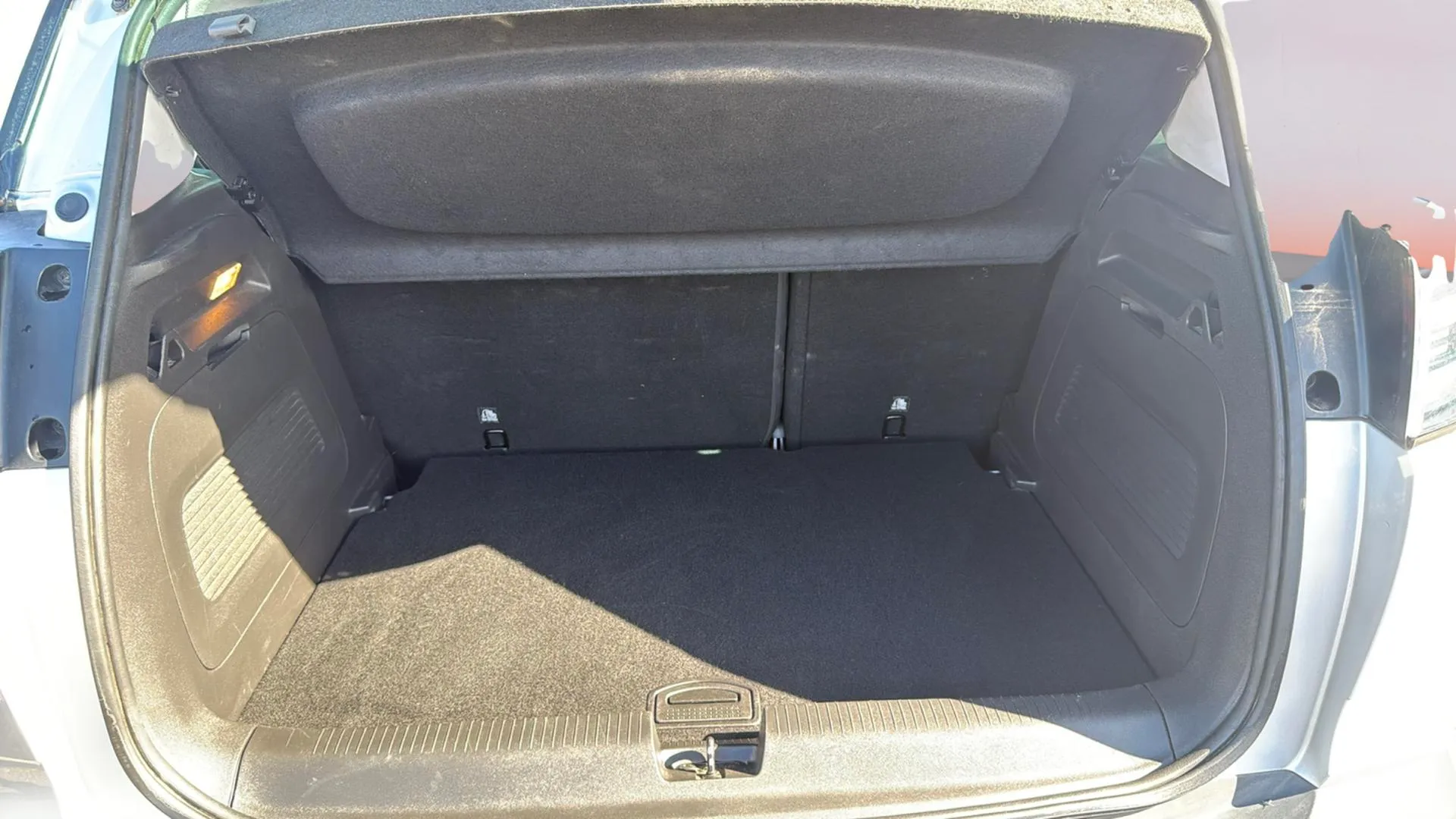Opel Crossland 1.2 GS - foto 17